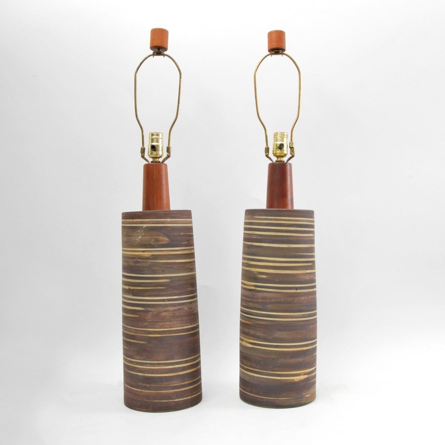 Pair of Gordon & Jane Martz Lamps: Designer & Manufacturer: Gordon & Jane Martz Markings: marked Country of Origin & Materials: USA; pottery, wood Additional Information & Circa: Pair of lamps with original wood finials by Gordon & Jan