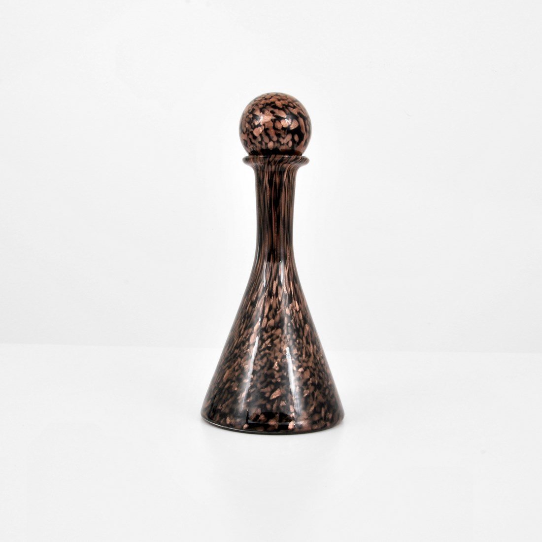 Barovier & Toso Decanter: Designer & Manufacturer: Barovier & Toso Markings: none Country of Origin & Materials: Italy; glass Additional Information & Circa: Decanter with copper aventurine throughout by Barovier & Toso, Muran