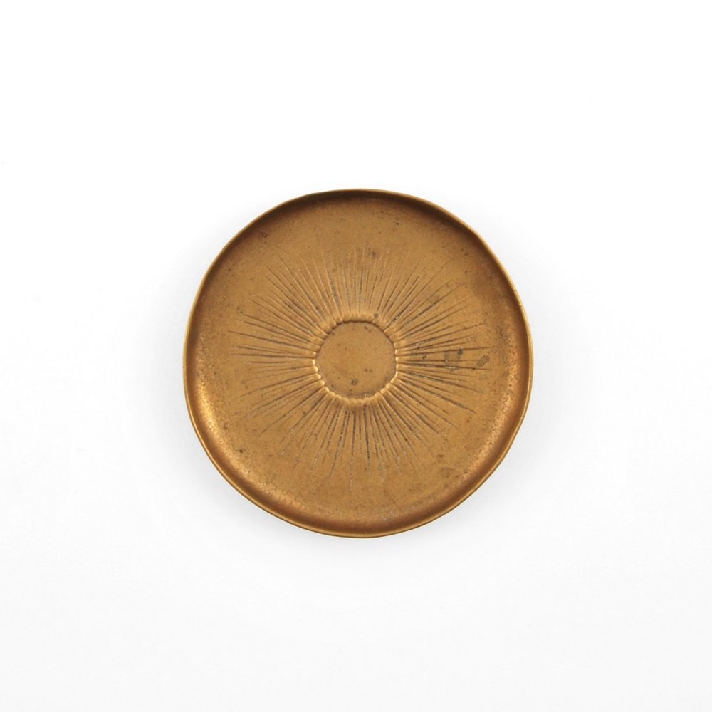 Tiffany Studios Bronze Dore Sunburst Dish: Designer & Manufacturer Tiffany Studios Markings marked Country of Origin & Materials USA; cast, etched and gilt-washed solid bronze Additional Information & Circa Tiffany Studios bronze dore sculpt