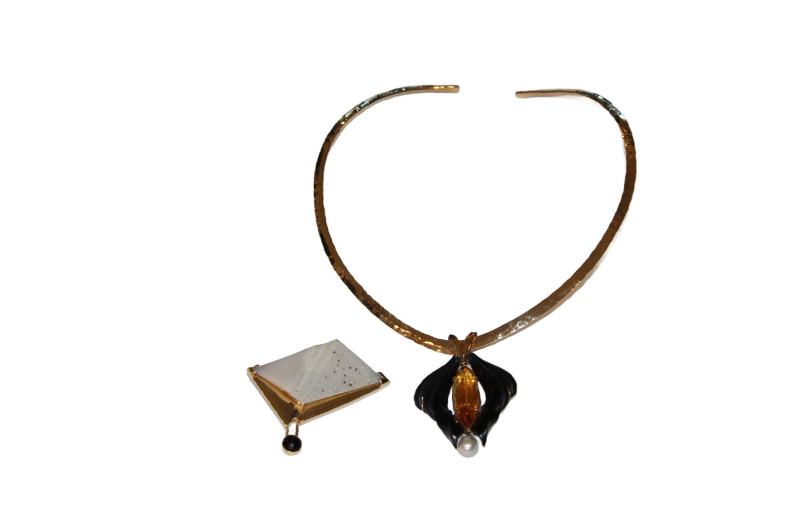 Steve Wolter's 14K Gold Pendant, Necklace, Brooch: Steve Wolters 1 of a Kind Pendant with Sterling Silver Back Set in 14K Yellow Gold with Brooch. Pendant has Two Mirror Image Folded Carvings in Frosted Black Onyx Cut Citrine Centered in Onyx, 16.91 C