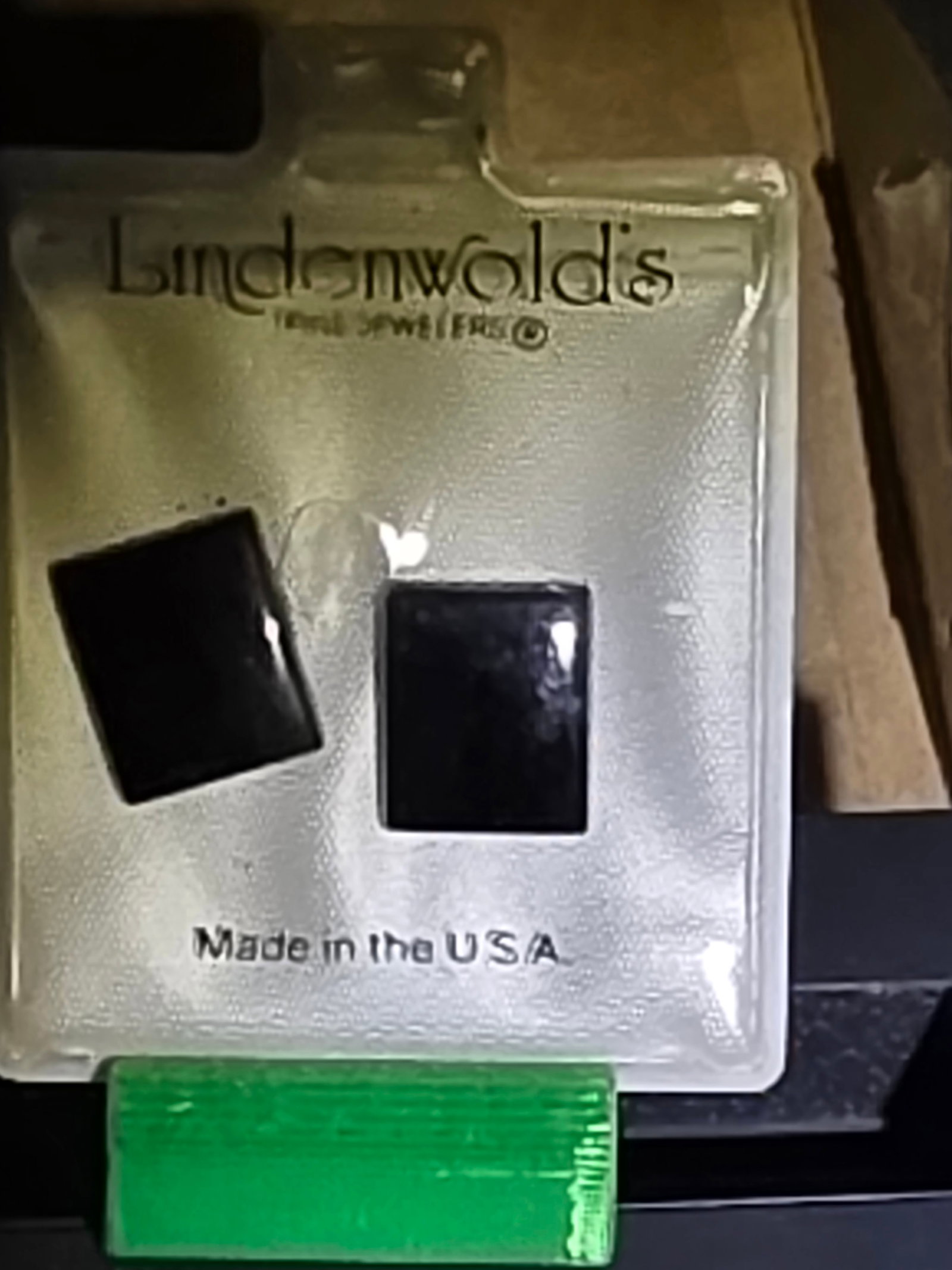 Lindenwold’s Fine Jewelers Gems Onyx: The Lindenwold Fine Jewelers Loose Gemstone Black onyx Rectangle Set of Two is a pair of high-quality gemstones in a sleek black color. These gemstones are cut to excellent standards and have a