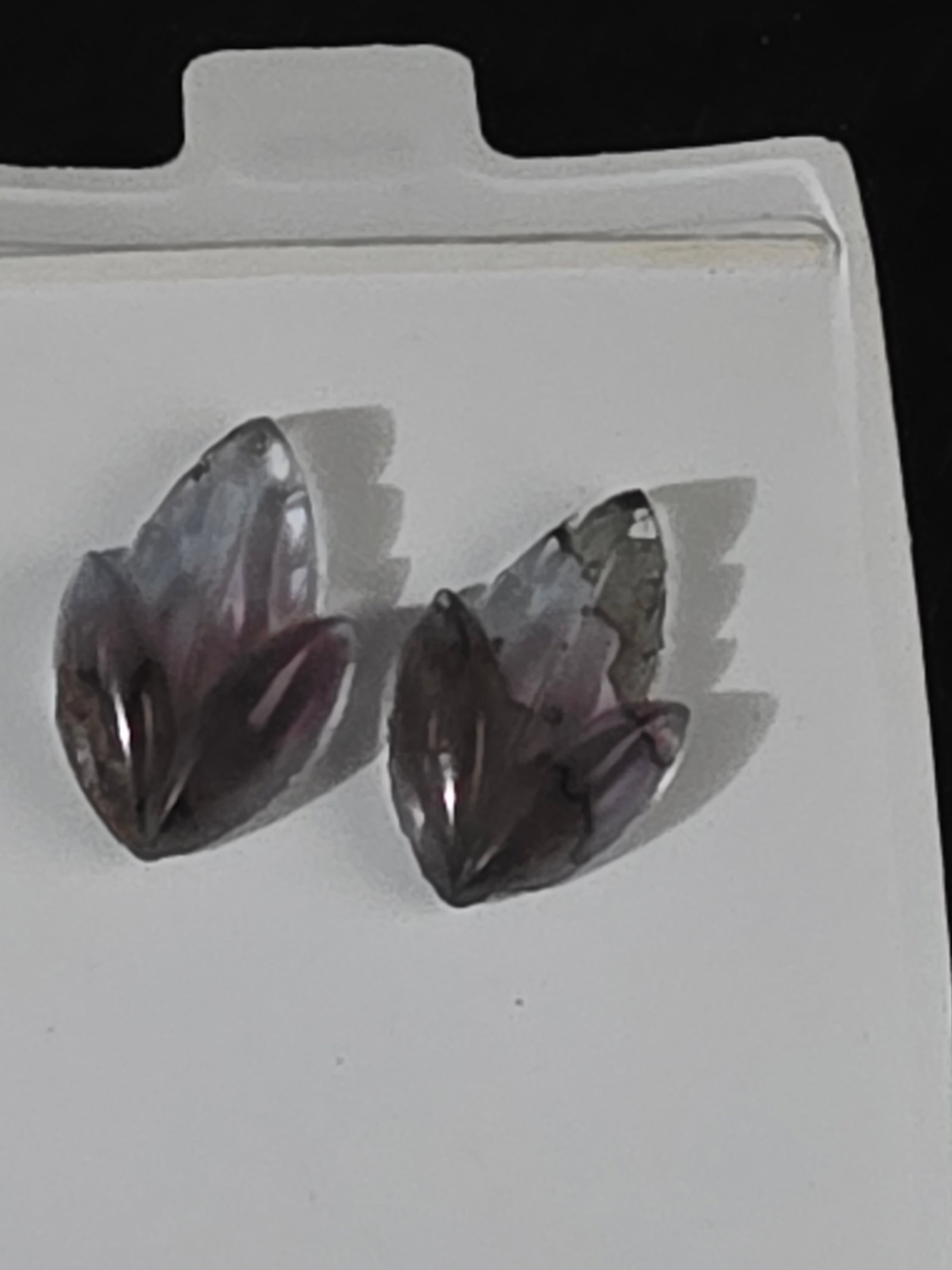 2 Lindenwolds fine jewlers gemstones: 2 Lindenwolds fine jewelers gemstones unknown composition.