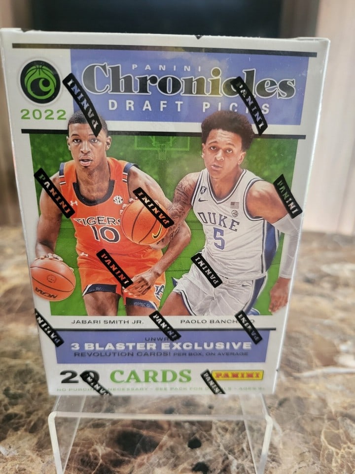 2022-2023 Panini NBA Chronicles Draft Picks Blaster Box: Get your hands on the newest addition to your sports trading card collection with the 2022-2023 Panini NBA Chronicles Draft Picks Blaster. This factory sealed box includes 20 cards featuring some of