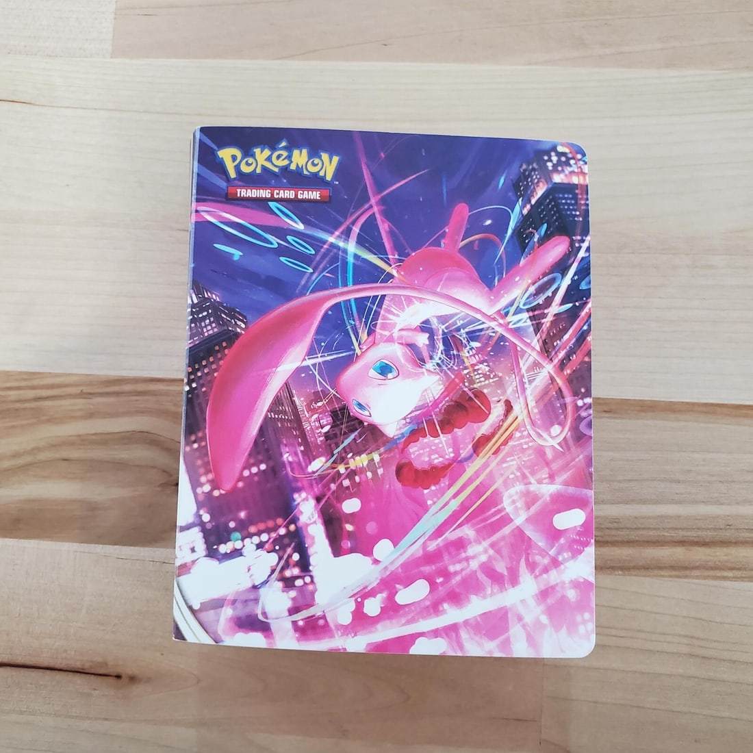 Pokemon Fusion Strike Mini Portfolio *Binder Only*: Keep your Pokémon TCG card collection organized with this mini binder portfolio album. Featuring a double-sided page design and top-loading pockets, this binder can hold up to 60 cards across 30 page
