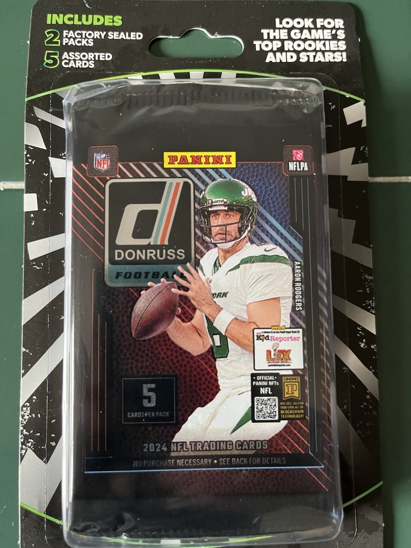 Panini Donruss Football 2024 NFL Trading Card Pack 2-Pack + 5 cards (1 of 2)