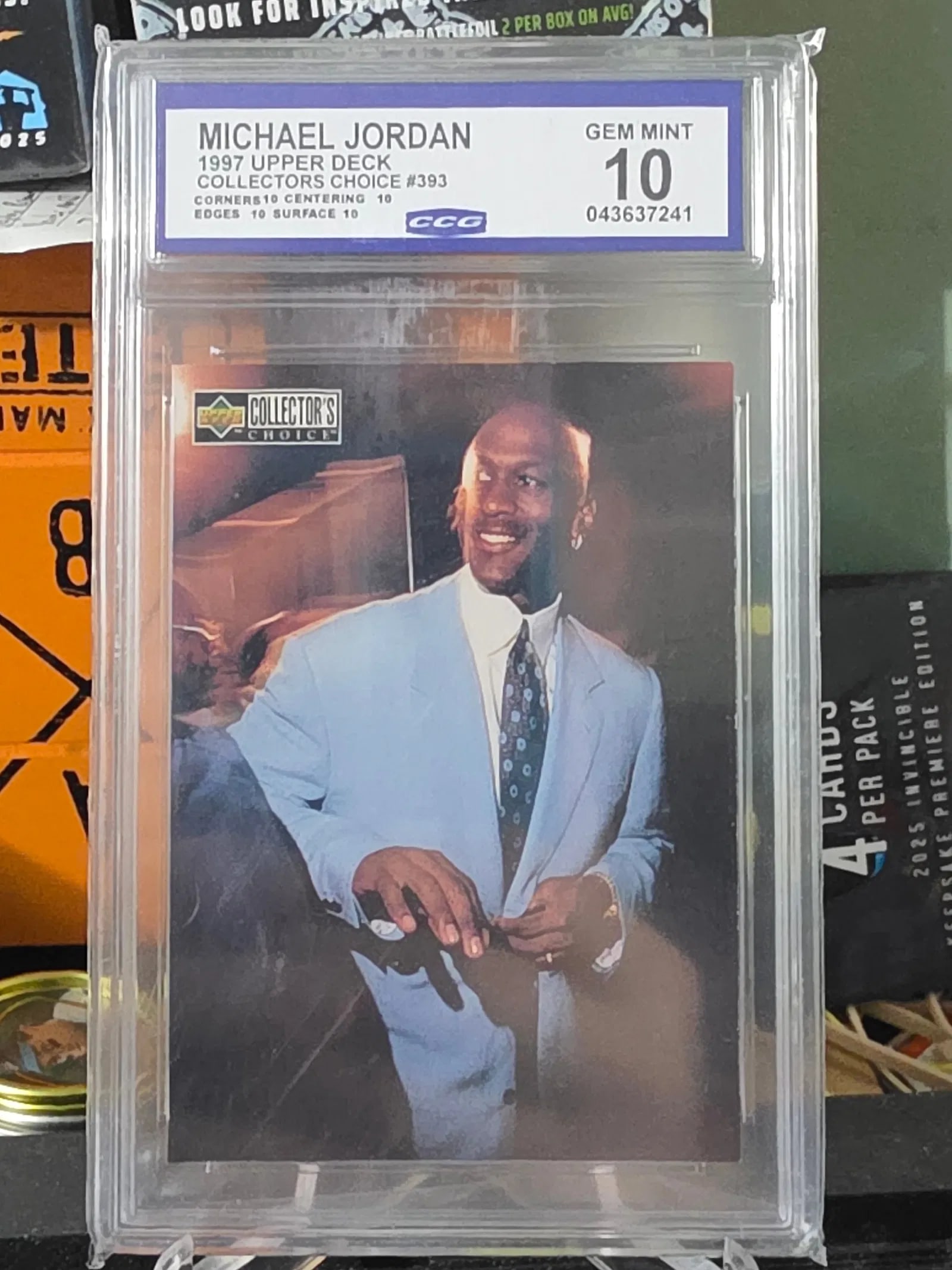 1997 UPPER DECK COLLECTOR'S CHOICE #393 MICHAEL JORDAN CCG 10 (1 of 2)
