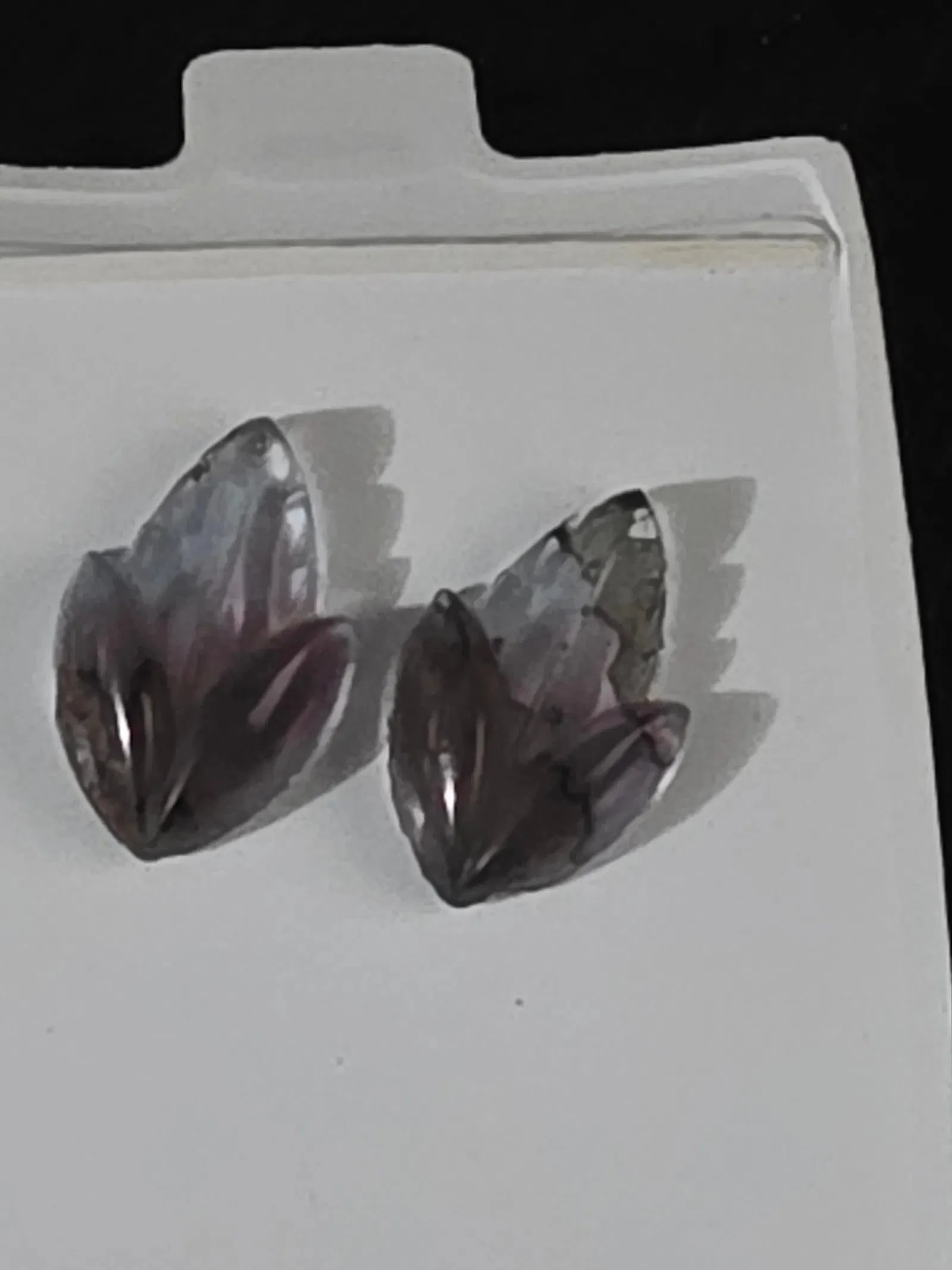 2 Lindenwolds fine jewelers gemstones (1 of 2)