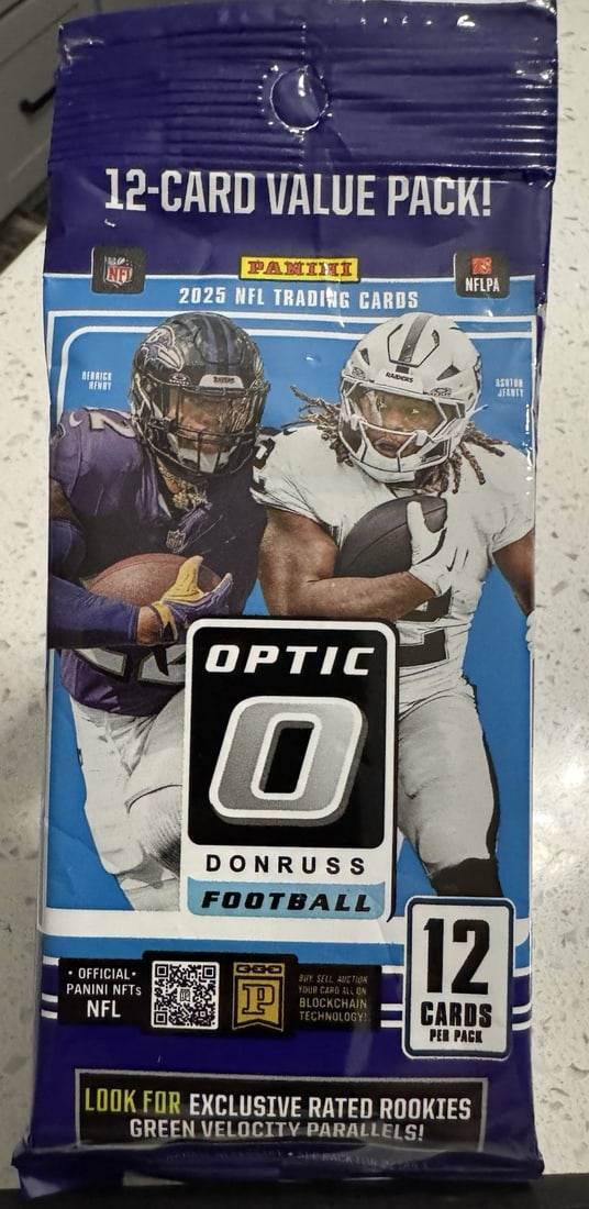 2025 Panini Donruss Optic Football 12 Card Jumbo Value Cello (1 of 1)