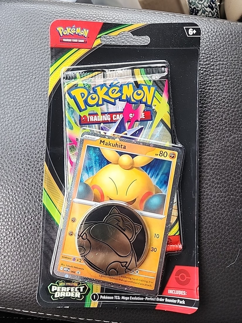 Pokemon TCG Perfect Order Single Blister Pack (Makuhita) Promo: The Pokemon TCG Perfect Order Single Blister Pack (Makuhita) Promo is a sealed English card pack featuring the character Makuhita from the Mega Evolution-Perfect Order set. This pack contains 12 stand