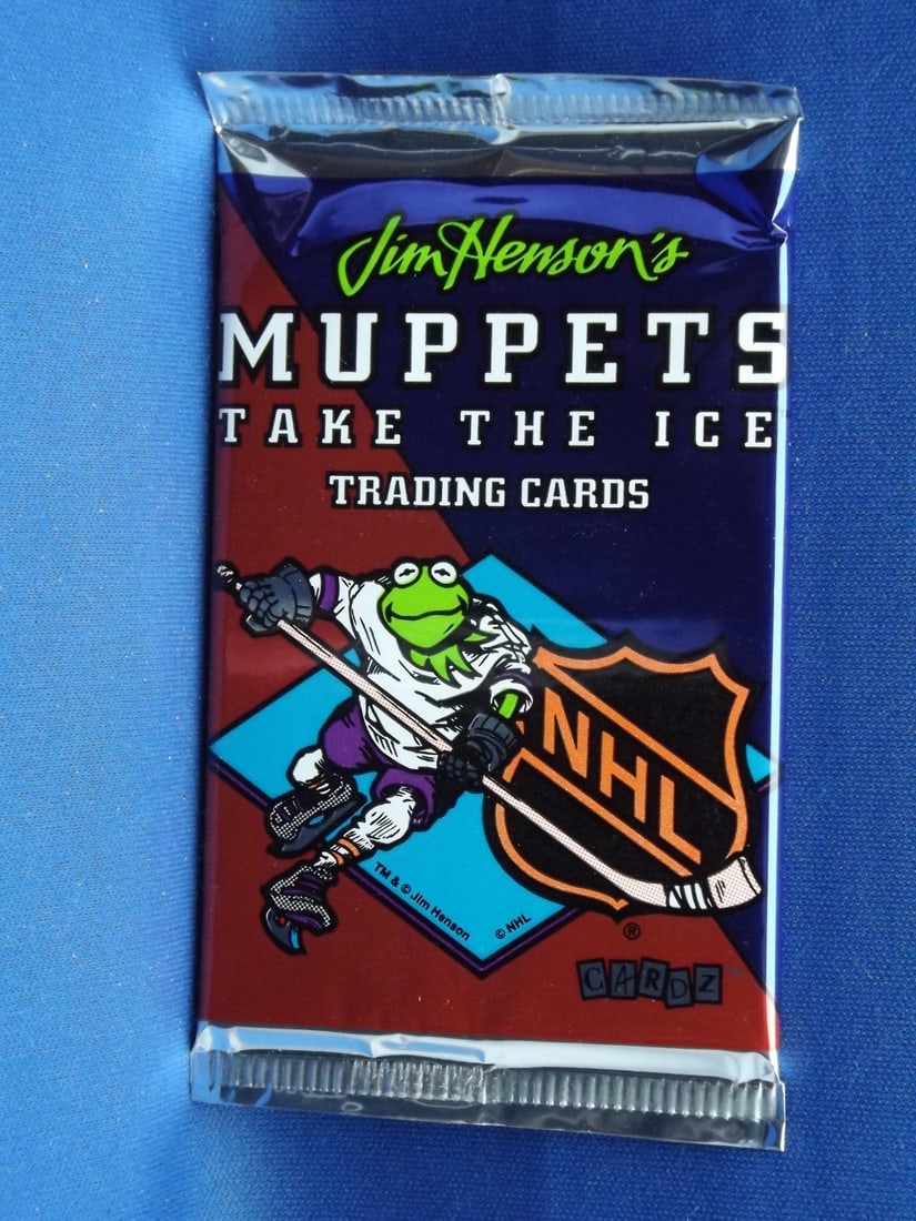 Jim Henson's Muppets Take The Ice One Unopened Packet - Cardz 1995 (1 of 1)