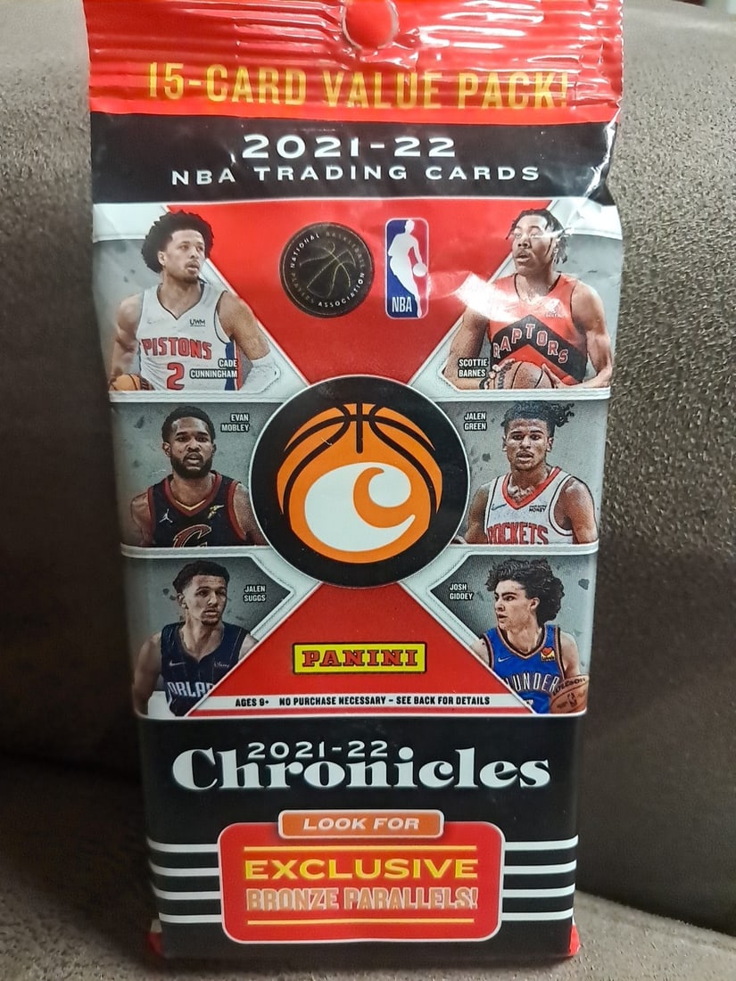 2021-2022 Panini NBA Chronicles Value Cello 15 card Pack (1 of 1)