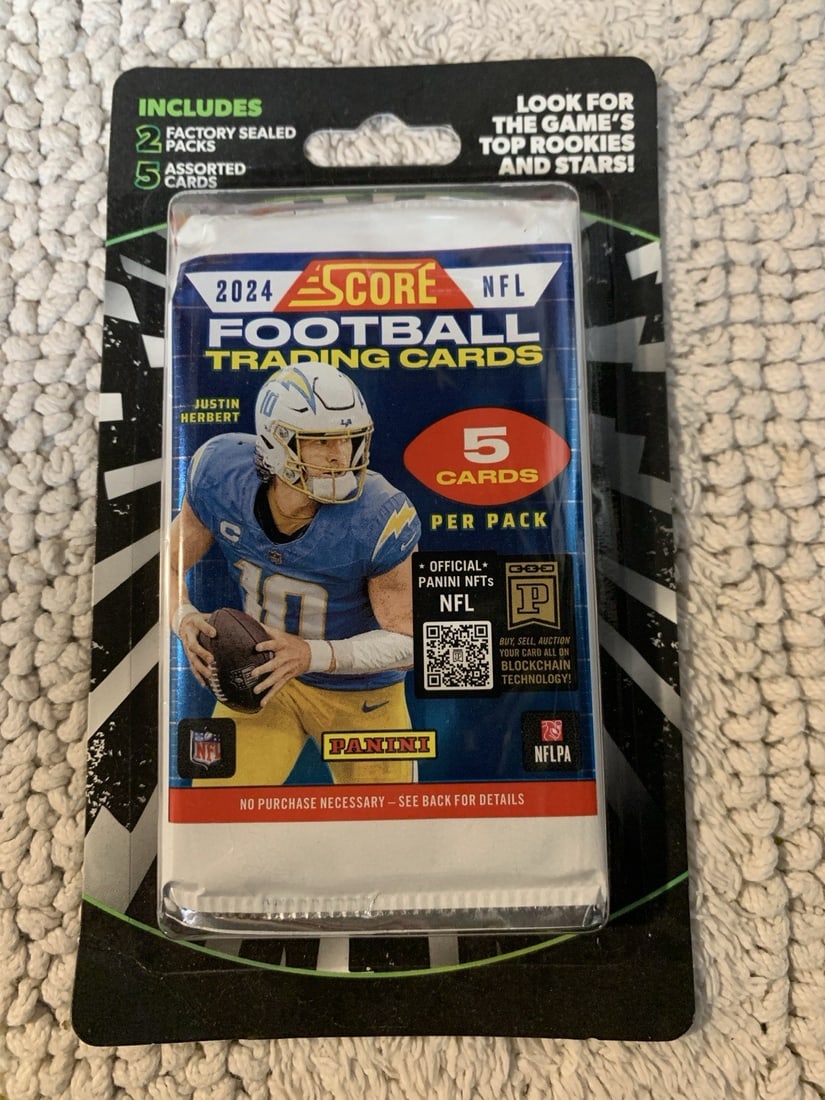 Panini Football 2024 NFL Trading Card Pack 2-Pack Blister plus 5 Cards: The Panini Football 2024 NFL Trading Card Pack 2-Pack Blister contains a total of 10 standard-sized cards featuring players from the NFL. This set, part of the Donruss Football collection, includes 5