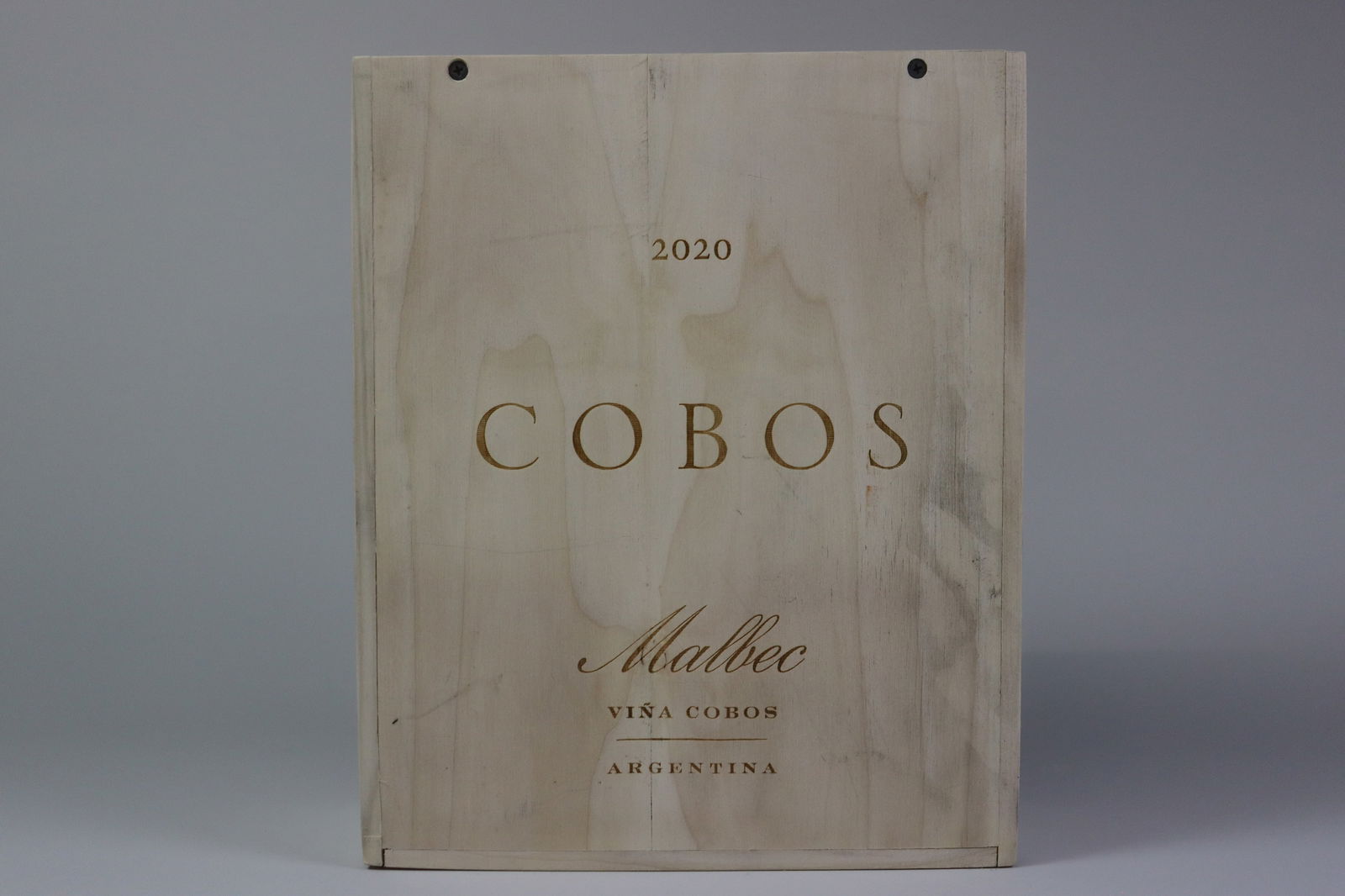 † Malbec 'Cobos' 2020: Malbec 'Cobos' 2020 Viña Cobos, Mendoza Excellent level and appearance R 3 bottles Per lot €240 - 340SizebottlesConditionExcellent level and appearanceProvenance† - Please note that