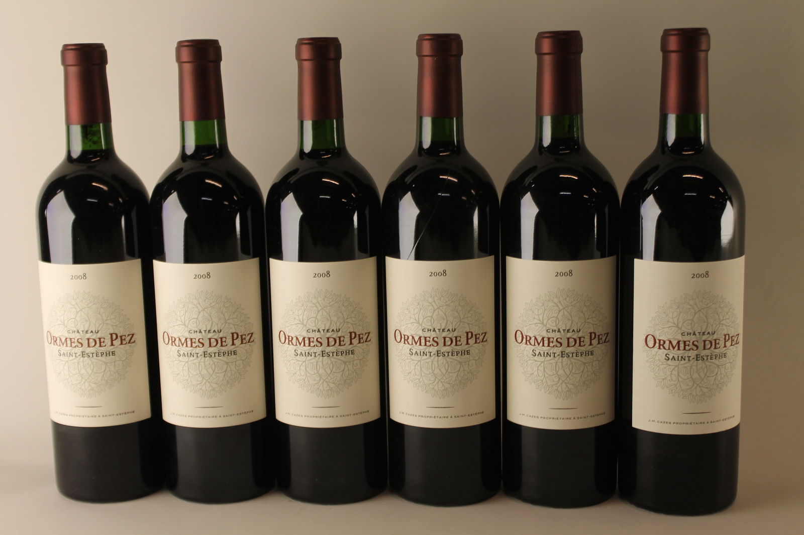 Château Les Ormes de Pez 2008: Château Les Ormes de Pez 2008 Saint-Estèphe, Cru Bourgeois Exceptionnel U. IN, excellent appearance R 12 bottles Per lot €260 - 360SizebottlesConditionU. IN, excellent