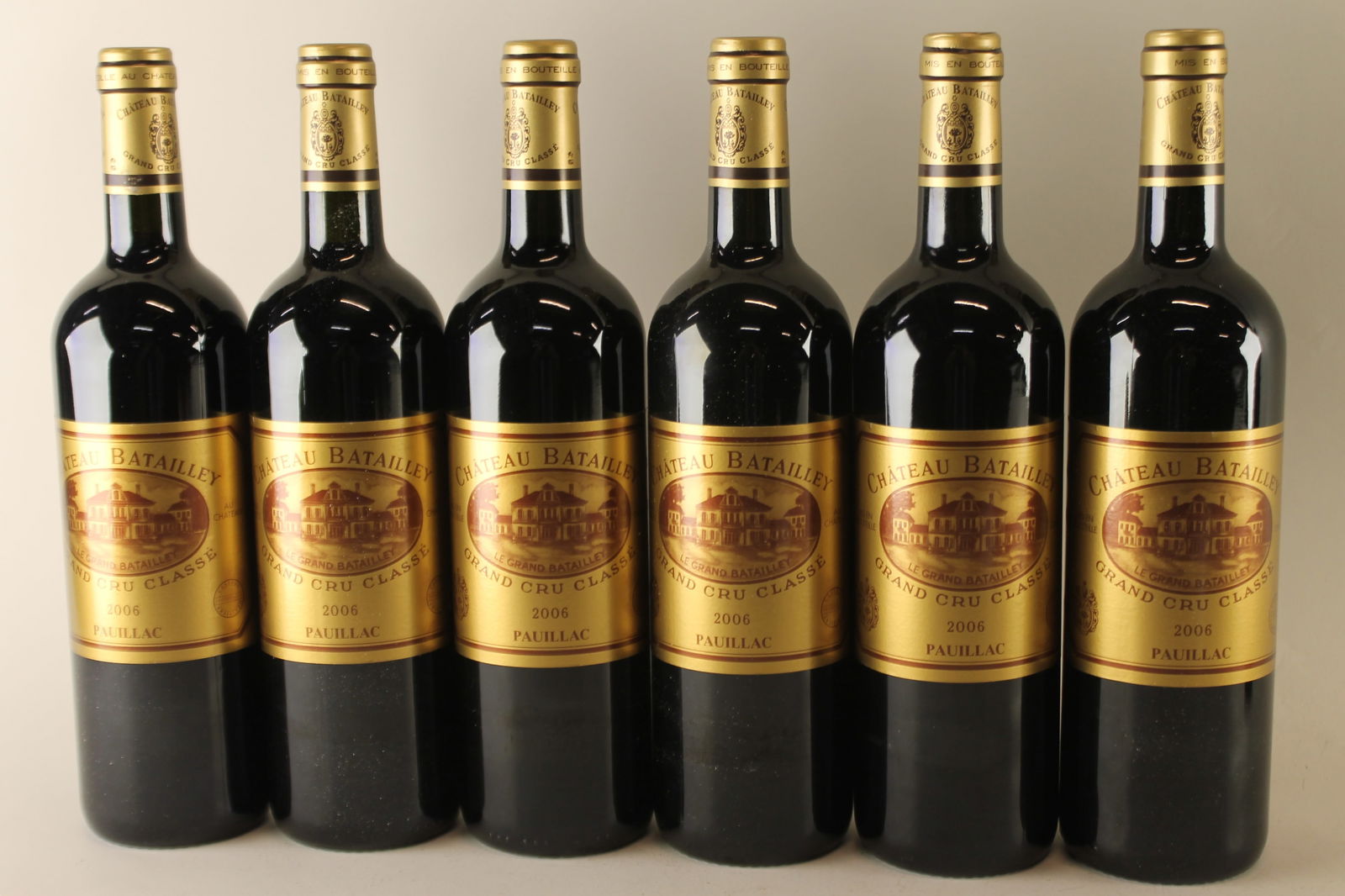 Château Batailley 2006: Château Batailley 2006 Pauillac, 5ème Grand Cru Classé Excellent level and appearance R 12 bottles Per lot €500 - 700 Size bottles Condition Excellent l