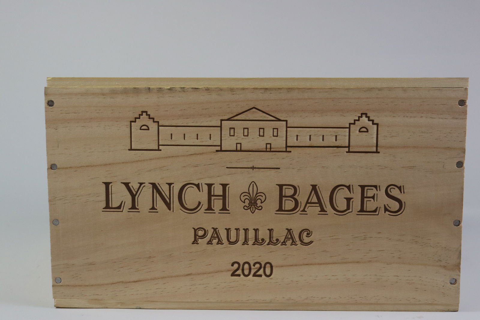 Château Lynch-Bages 2020: Château Lynch-Bages 2020 Pauillac, 5ème Grand Cru Classé Excellent level and appearance R 6 bottles Per lot €500 - 700SizebottlesConditionExcellent level and