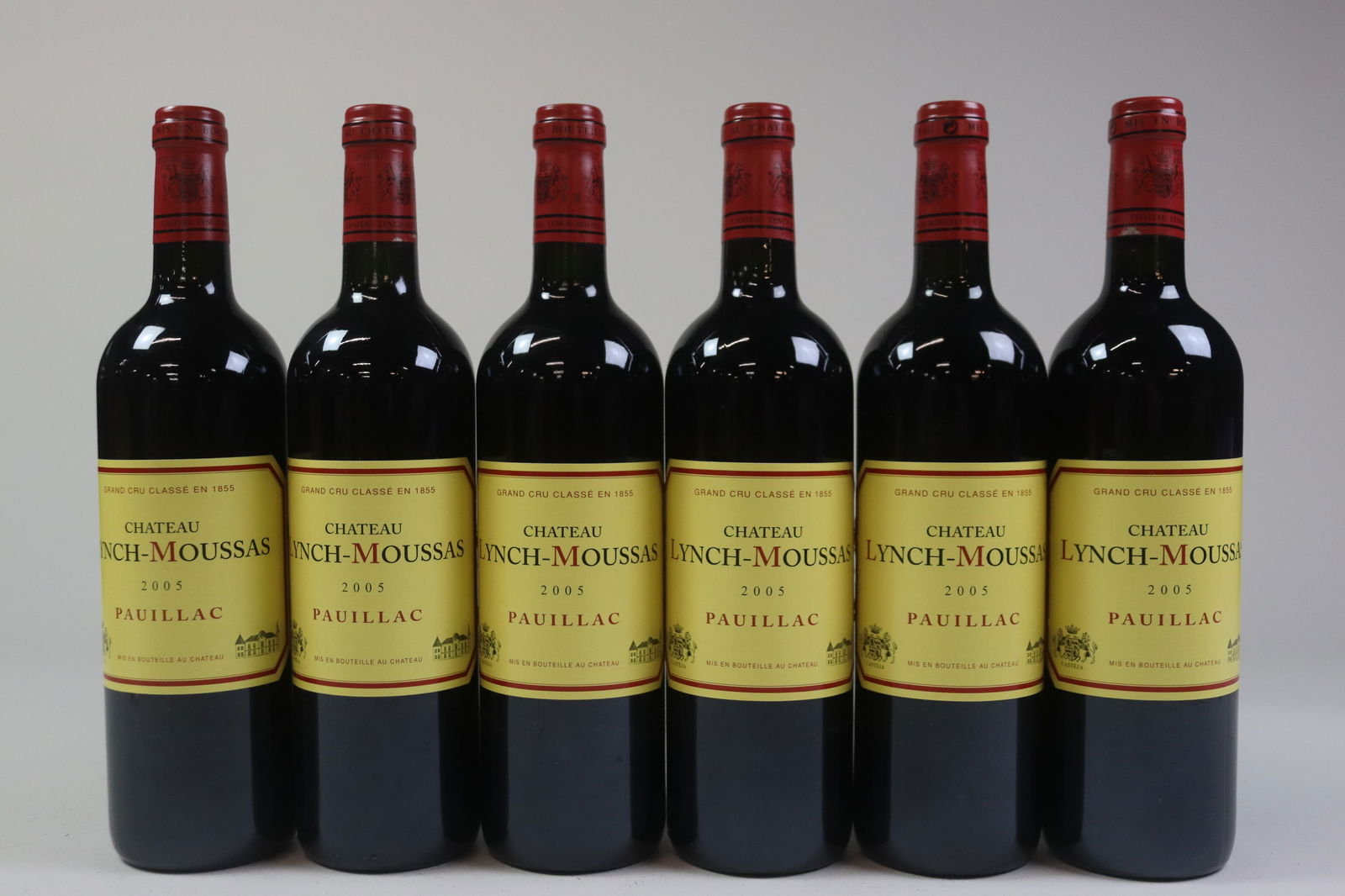 Château Lynch-Moussas 2005: Château Lynch-Moussas 2005 Pauillac, 5ème Grand Cru Classé U. IN or better, excellent appearance R 12 bottles Per lot €380 - 480SizebottlesConditionU. IN or better, excellent