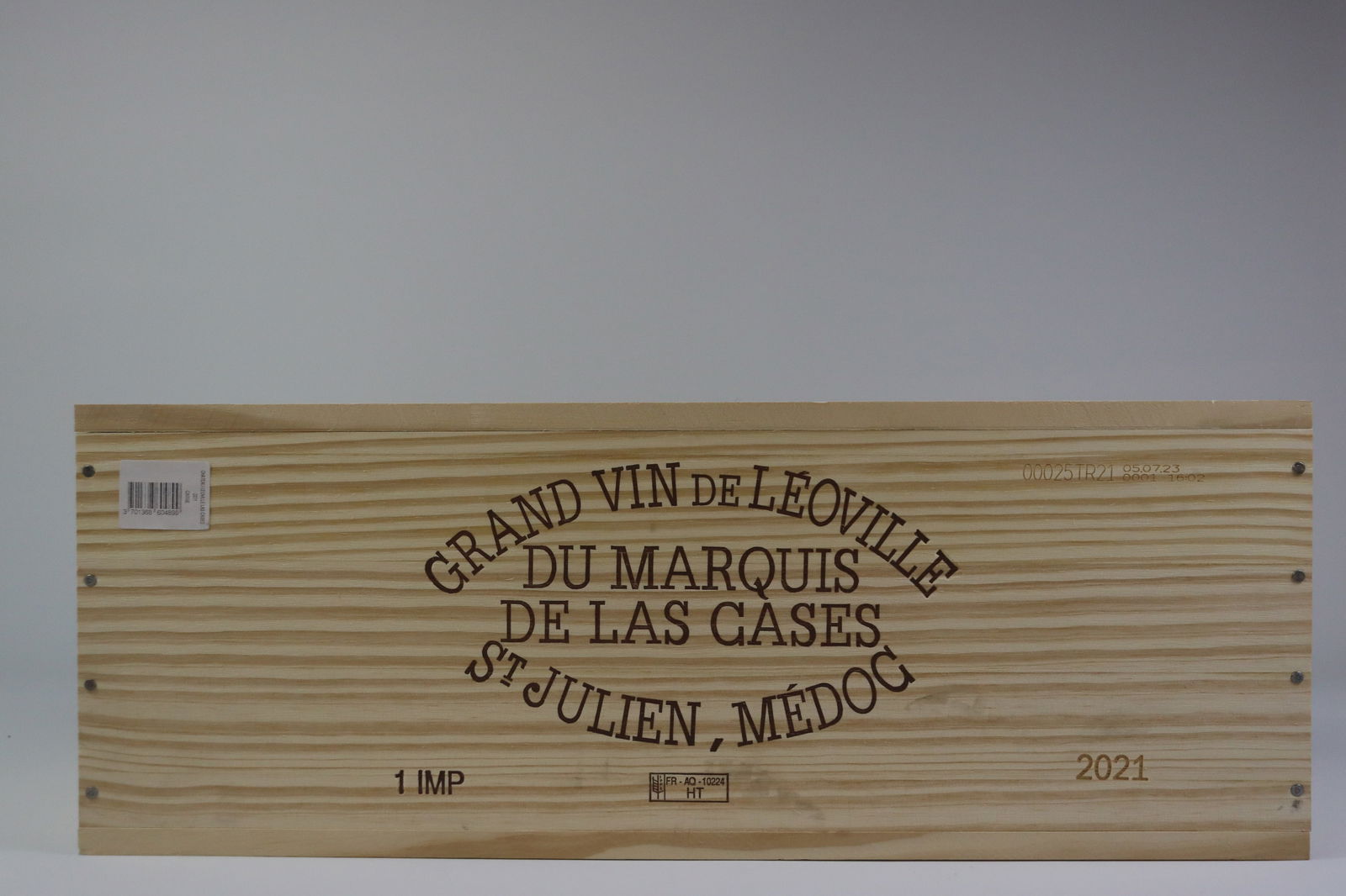 † Château Léoville Las Cases 2021: Château Léoville Las Cases 2021 Saint-Julien, 2ème Grand Cru Classé Excellent level and appearance R 1 impérial - 6ltr Per lot €800 - 1100Sizeimpérial -