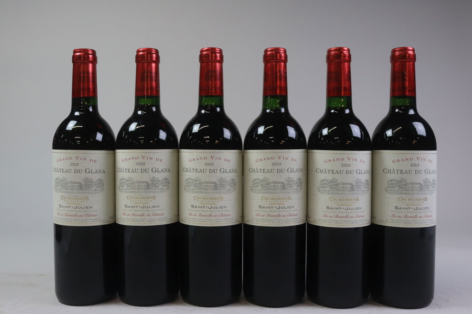 Château Du Glana 2003: Château Du Glana 2003 Saint-Julien, Cru Bourgeois U. IN or better, excellent appearance R 12 bottles Per lot €320 - 420 Size bottles Condition U. IN or better, ex