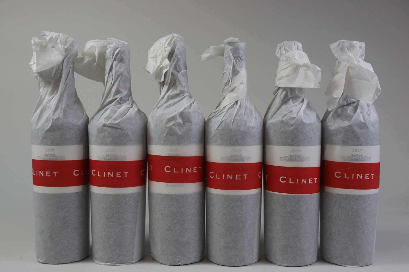 Château Clinet 2020: Château Clinet 2020 Pomerol Excellent level and appearance R 6 bottles Per lot €380 - 480SizebottlesConditionExcellent level and appearanceExhibited(OWC)
