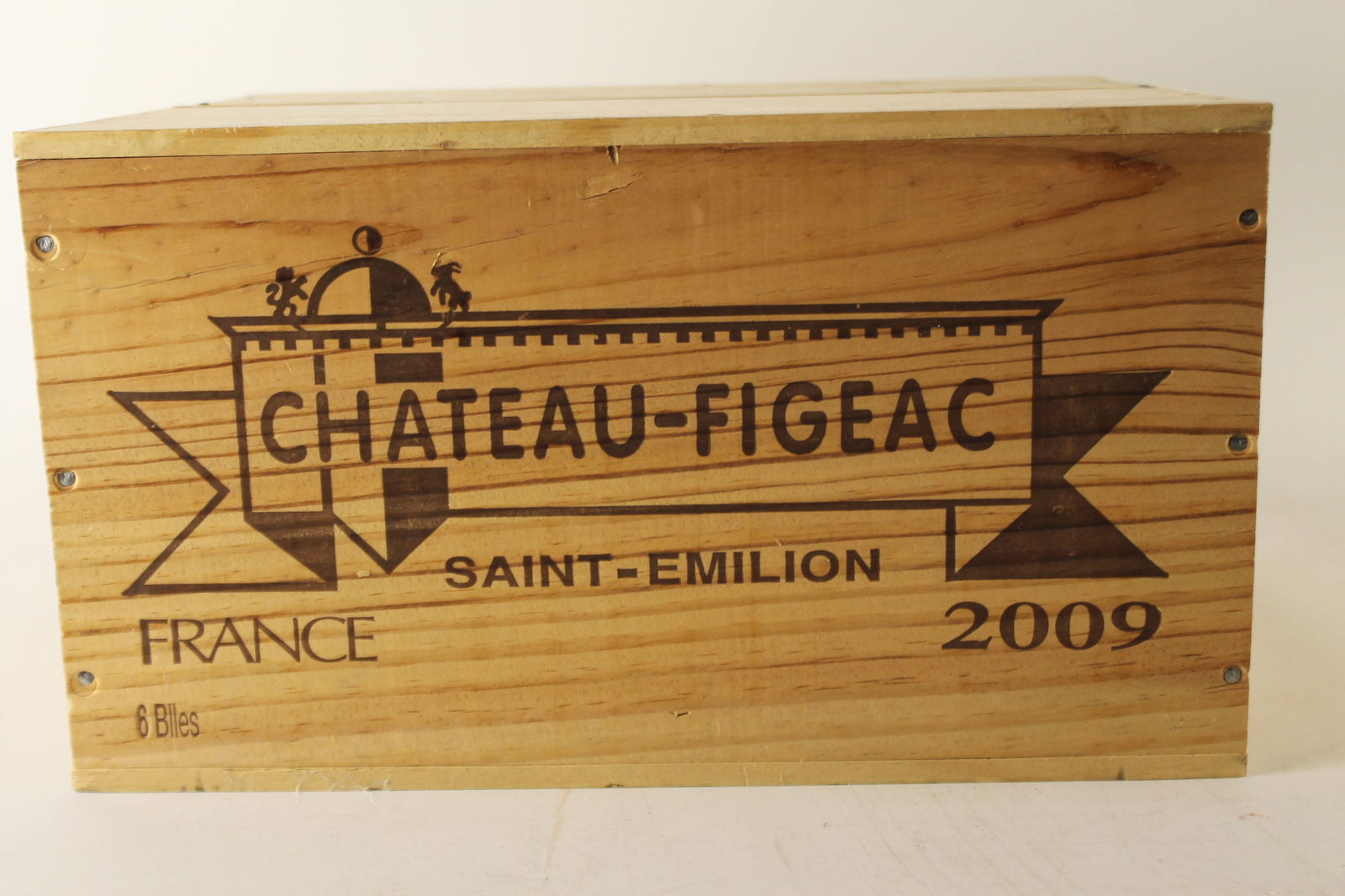 Château Figeac 2009: Château Figeac 2009 Saint-Émilion, 1er Grand Cru Classé B U. IN, excellent appearance R 6 bottles Per lot €1200 - 1700SizebottlesConditionU. IN, excellent appearanceExhibited(OWC)