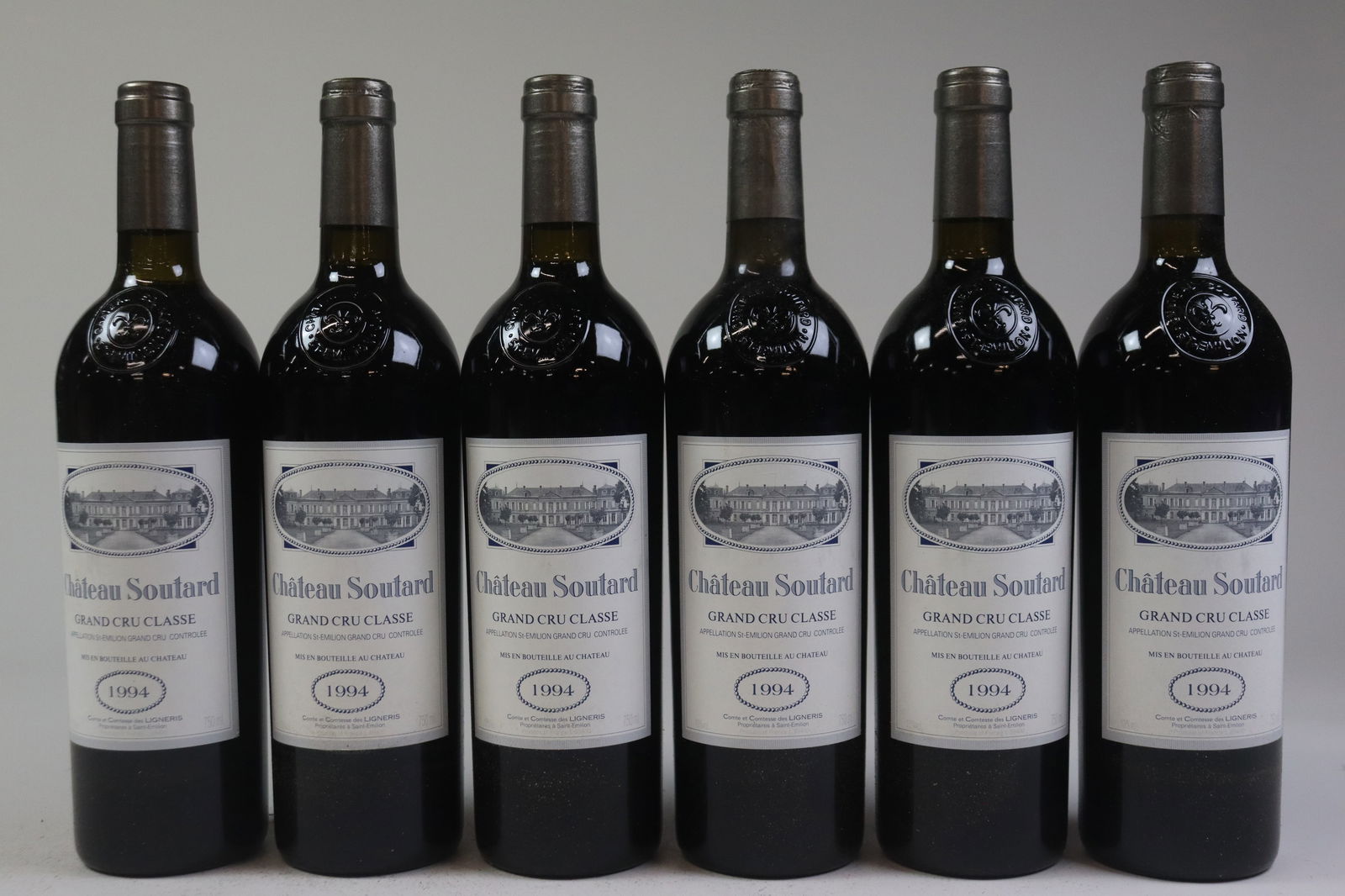 Château Soutard 1994: Château Soutard 1994 Saint-Émilion, Grand Cru Classé U. BN or better, excellent appearance R 12 bottles Per lot €380 - 480 Size bottles Condition U. BN