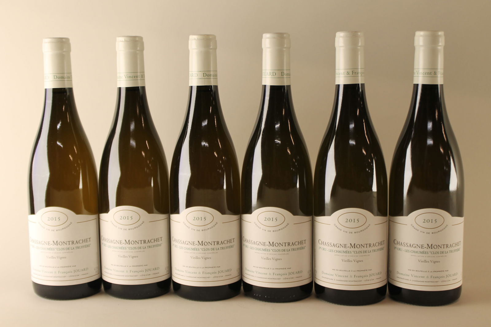 Chassagne-Montrachet 'Les Chaumées Clos de la Truffière' 1er Cru 2015 (1 of 2)