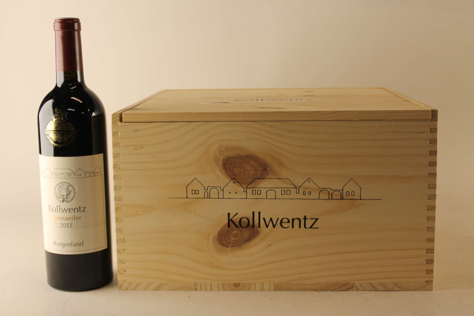 Romerhof Steinzeiler 2011: Romerhof Steinzeiler 2011 Weingut Anton Kollwentz, Burgenland Excellent level and appearance R 6 bottles Per lot €320 - 420SizebottlesConditionExcellent level and appearanceExhibited(OWC)