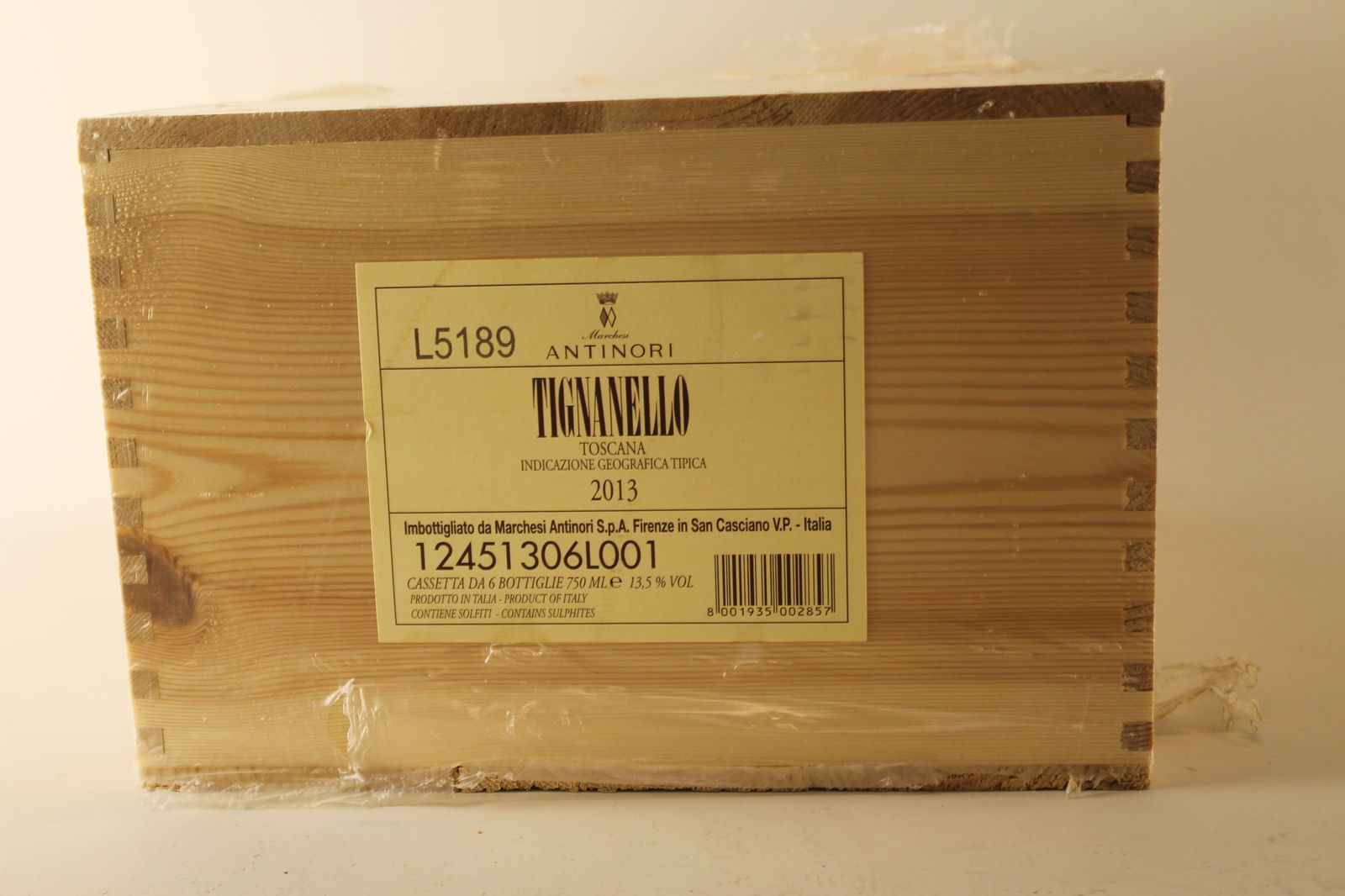 Tignanello 2013: Tignanello 2013 Marchesi Antinori, Firenze Excellent level and appearance R 6 bottles Per lot €800 - 1100SizebottlesConditionExcellent level and appearanceExhibited(OWC)