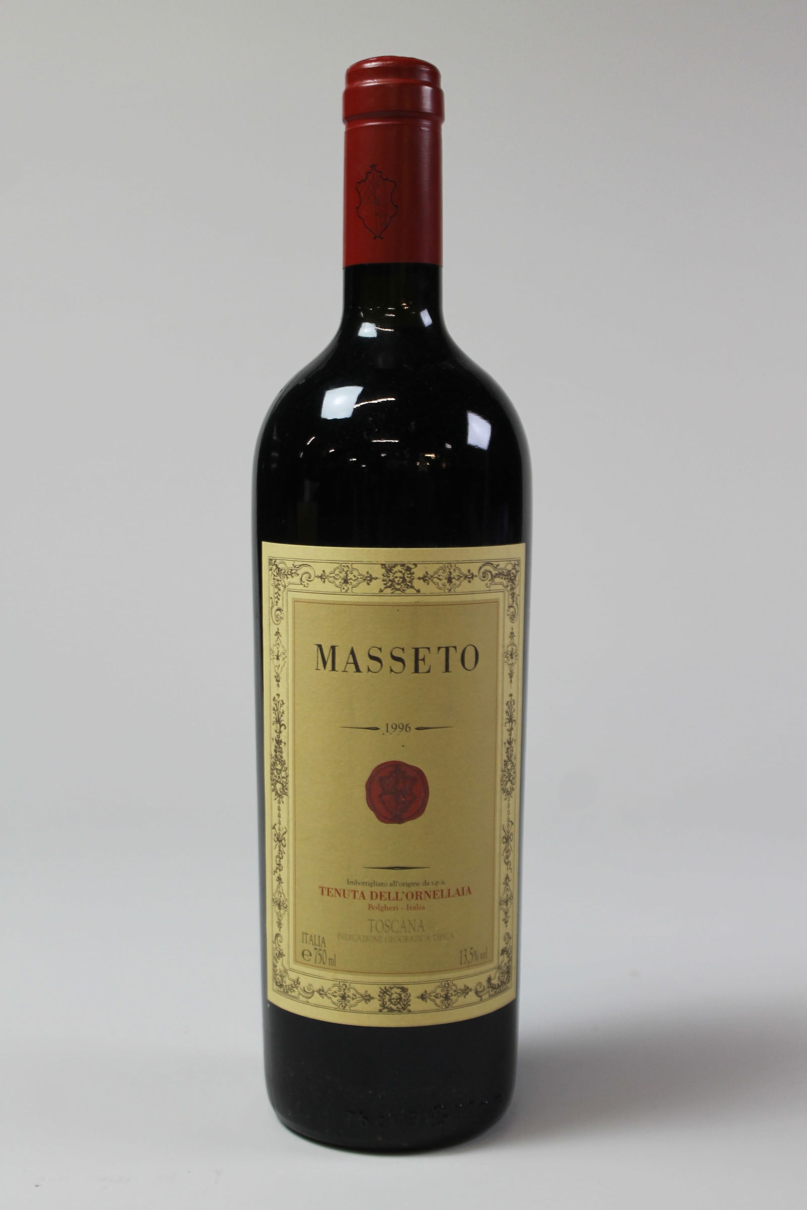 Masseto 1996: Masseto 1996 Tenuta dell' Ornellaia, Bolgheri U. BN, excellent appearance R 1 bottle Per lot €600 - 800SizebottleConditionU. BN, excellent appearance