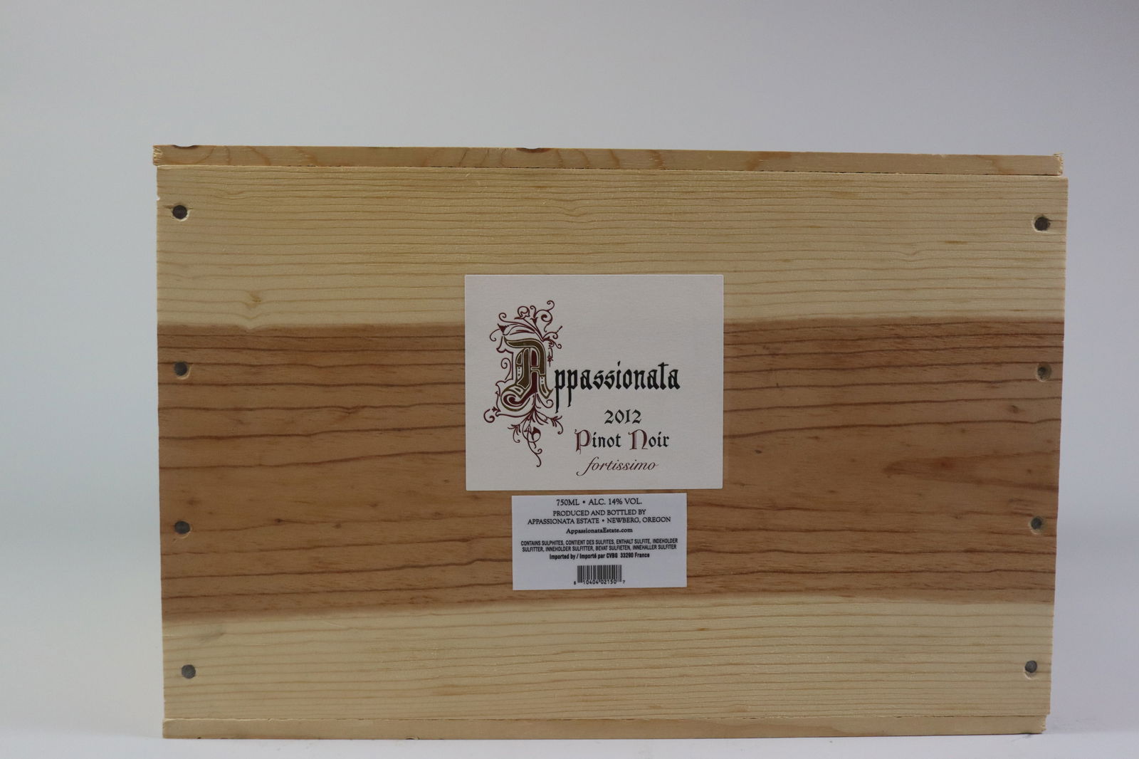 † Pinot Noir 'Fortissimo' 2012: Pinot Noir 'Fortissimo' 2012 Appassionata Vineyards, Oregon Excellent level and appearance R 6 bottles Per lot €460 - 600 Size bottles Condition Excellent level and ap