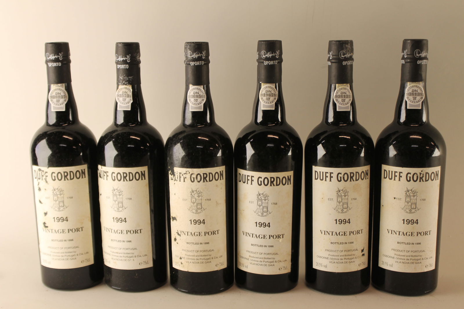 Duff Gordon Vintage Port 1994: Duff Gordon Vintage Port 1994 Bottled in 1996 U. 3.5cm BC, LSTL, SCL F 6 bottles Per lot €200 - 300SizebottlesConditionU. 3.5cm BC, LSTL, SCLExhibited(OWC)