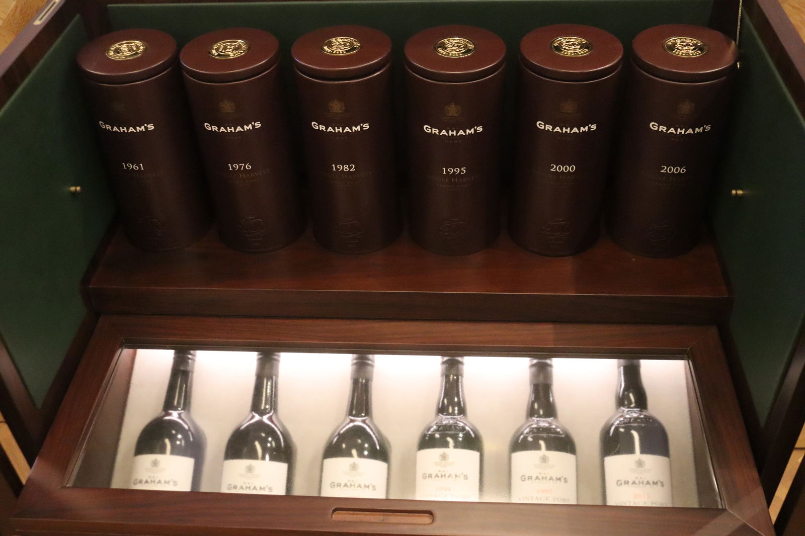 † Graham's Bicentenary Collection 1961-2011 - 2