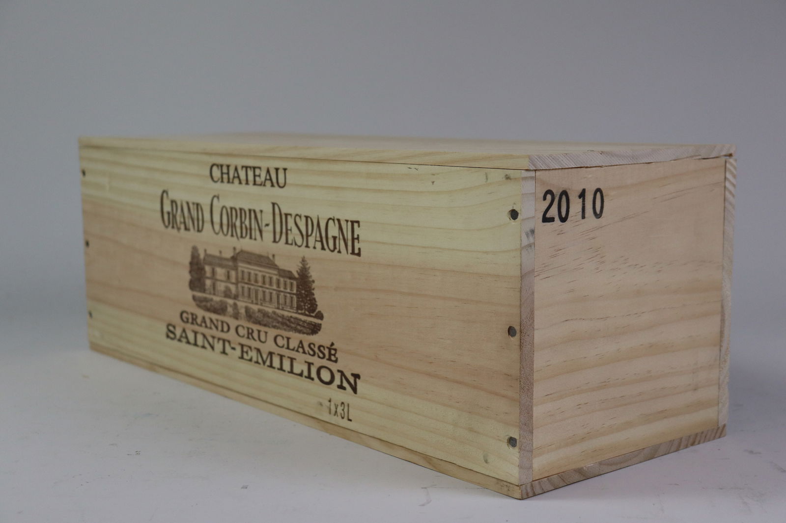 † Château Grand Corbin-Despagne 2010: Château Grand Corbin-Despagne 2010 Saint-Émilion, Grand Cru Classé Excellent level and appearance R 1 double magnum - 3ltr Per lot €90 - 140Sizedouble magnum -