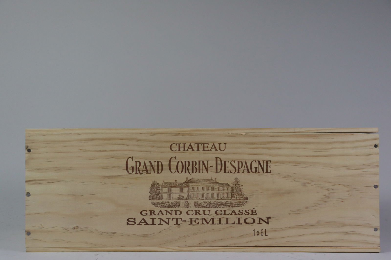 † Château Grand Corbin-Despagne 2010: Château Grand Corbin-Despagne 2010 Saint-Émilion, Grand Cru Classé Excellent level and appearance R 1 impérial - 6ltr Per lot €170 - 250Sizeimpérial -