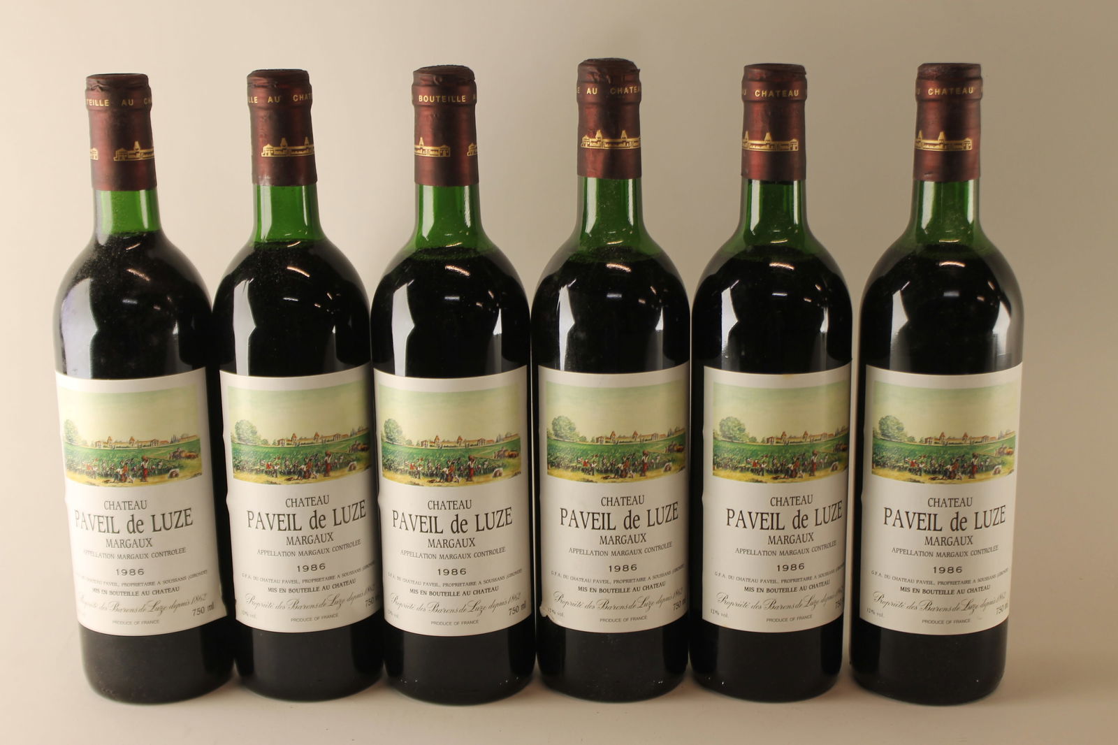 Château Paveil de Luze 1986: Château Paveil de Luze 1986 Margaux U. VHS or better, excellent appearance R 12 bottles Per lot €200 - 300SizebottlesConditionU. VHS or better, excellent appearanceExhibited(OWC)