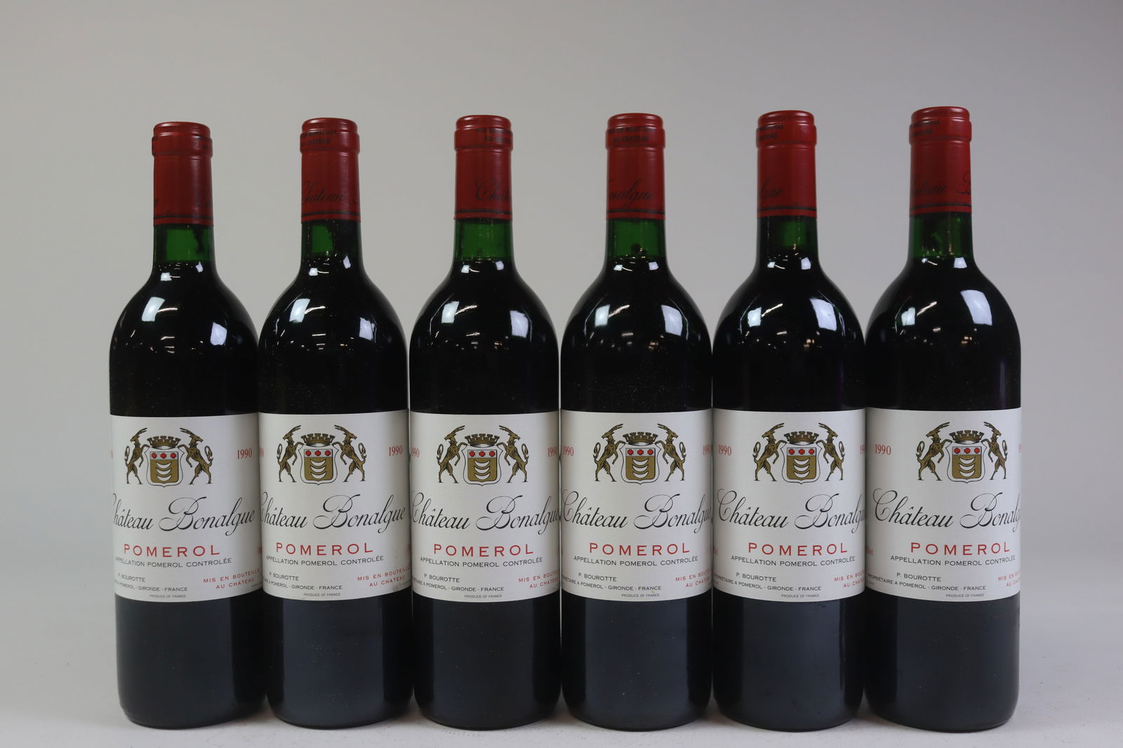 Château Bonalgue 1990: Château Bonalgue 1990 Pomerol U. IN or better, excellent appearance R 12 bottles Per lot €420 - 550 Size bottles Condition U. IN or better, excellent appearance</