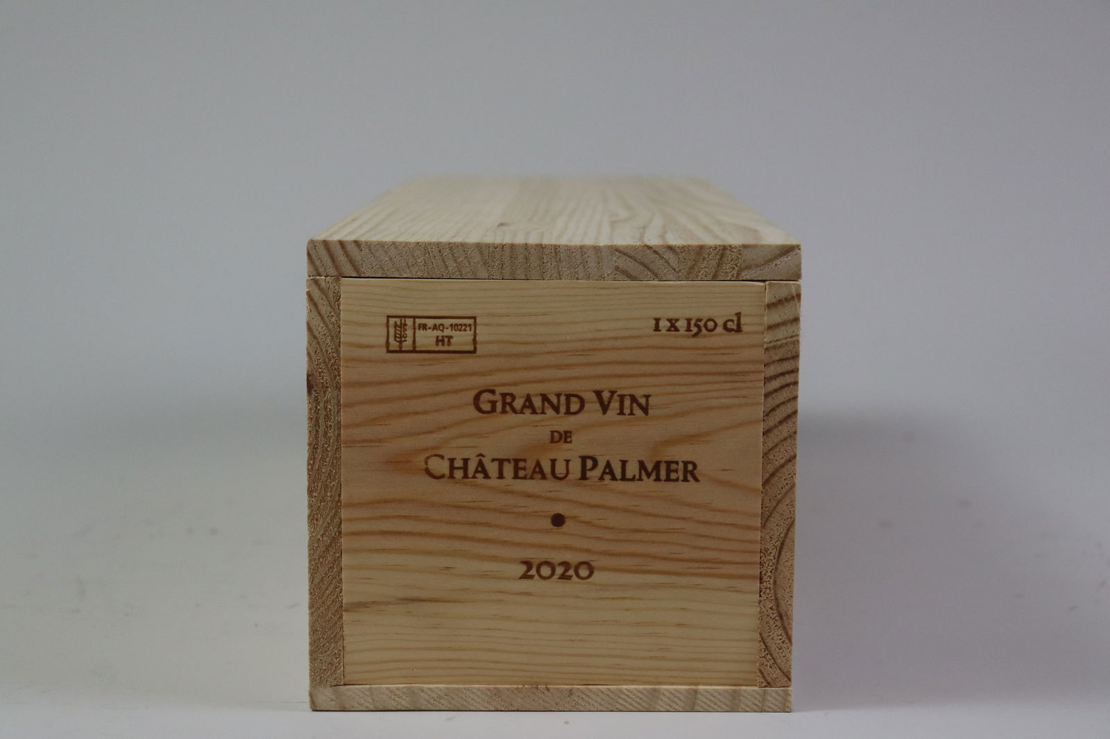 † Château Palmer 2020: Château Palmer 2020 Margaux, 3ème Grand Cru Classé Excellent level and appearance R 1 magnum - 1.5ltr Per lot €260 - 360 Size magnum - 1.5ltr Condition