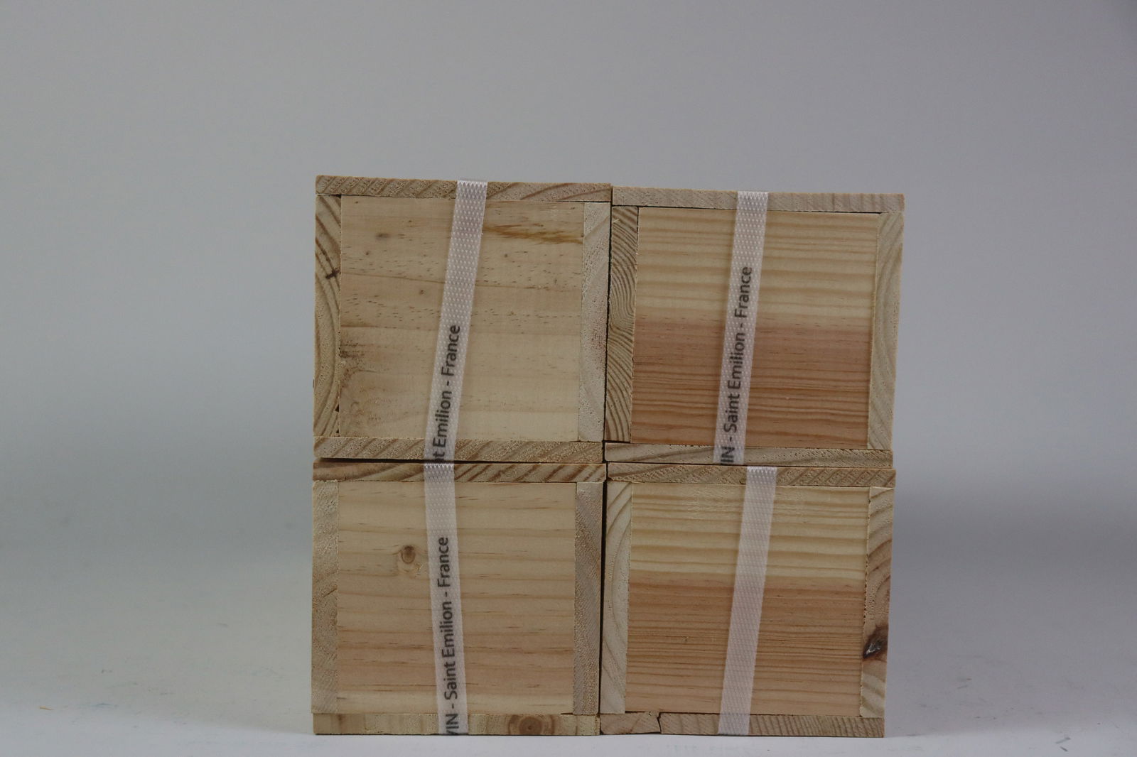 † Château Valandraud 2021: Château Valandraud 2021 Saint-Émilion, 1er Grand Cru Classé B Excellent level and appearance R 4 bottles Per lot €240 - 340SizebottlesConditionExcellent level and