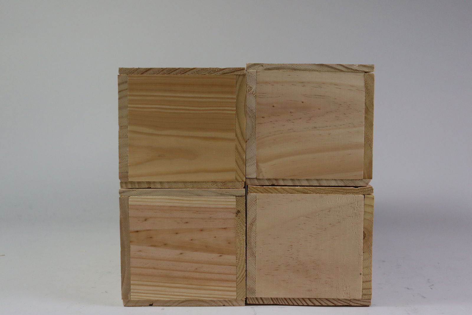 † Château L'Évangile 2021: Château L'Évangile 2021 Pomerol Excellent level and appearance R 4 bottles Per lot €280 - 380SizebottlesConditionExcellent level and appearanceProvenance† - Please note that