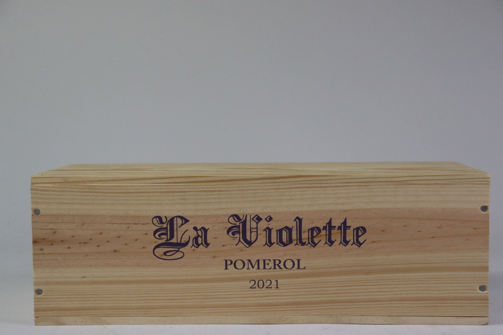 † Château La Violette 2021: Château La Violette 2021 Pomerol Excellent level and appearance R 1 magnum - 1.5ltr Per lot €260 - 360Sizemagnum - 1.5ltrConditionExcellent level and appearanceProvenance† - Please