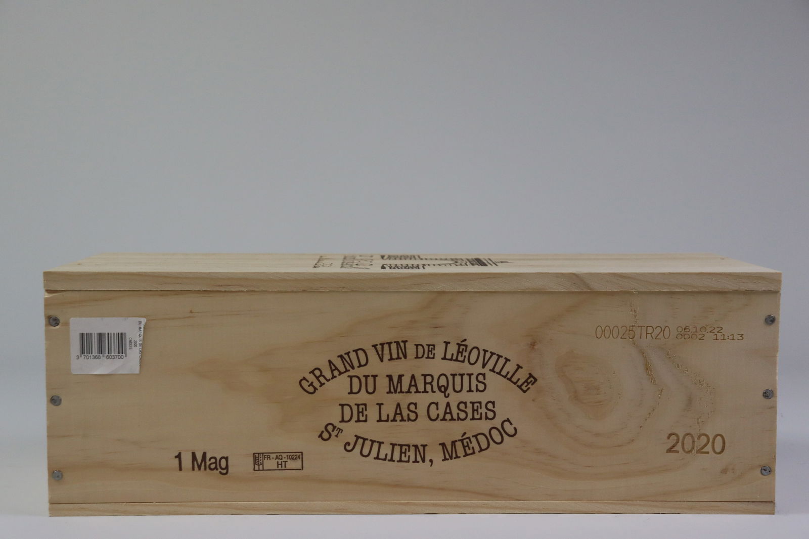 † Château Léoville las Cases 2020: Château Léoville las Cases 2020 Saint-Julien, 2ème Grand Cru Classé Excellent level and appearance R 1 magnum - 1.5ltr Per lot €220 - 320 Size magnum - 1.5ltr