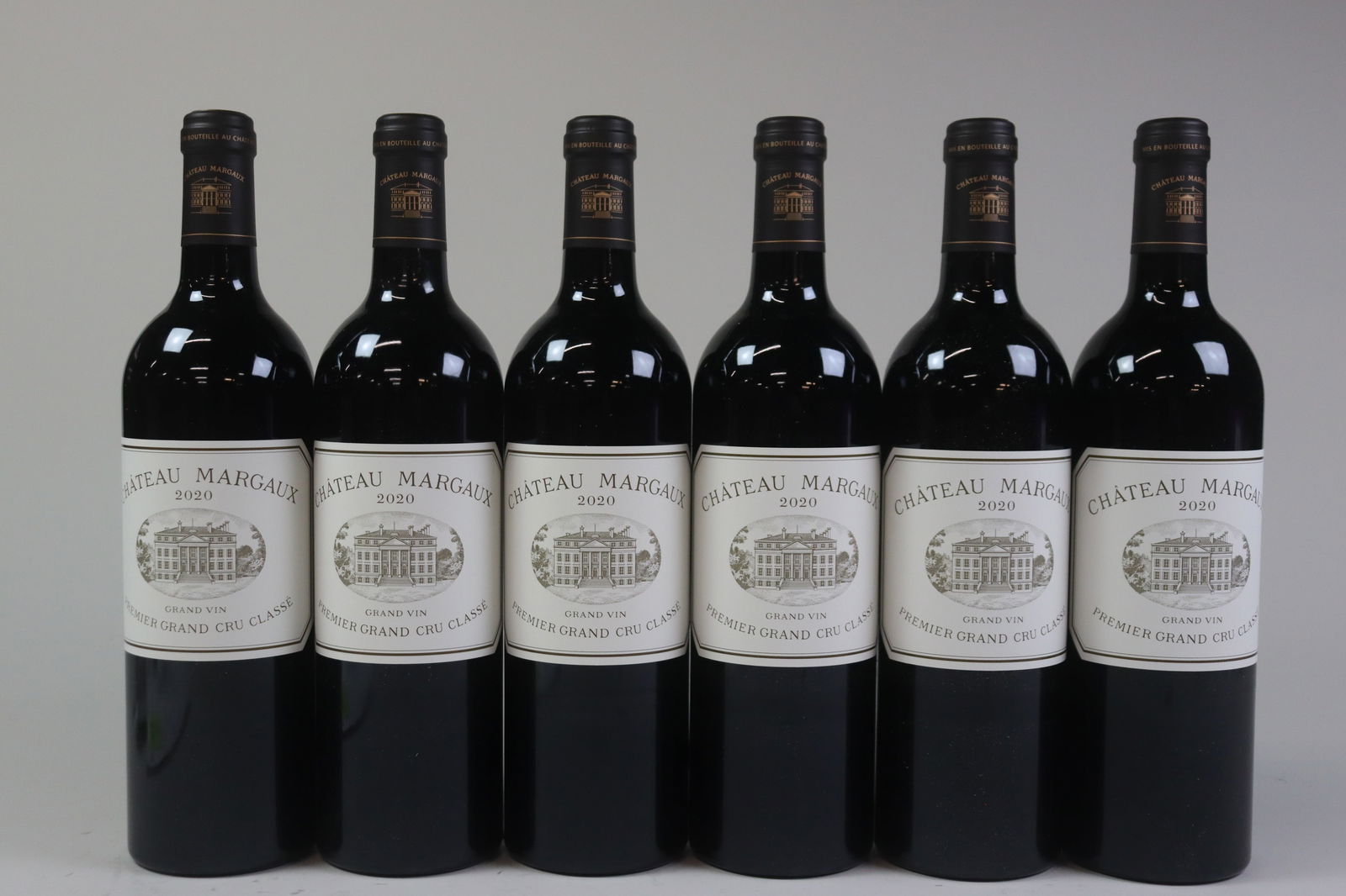 † Château Margaux 2020: Château Margaux 2020 Margaux, 1er Grand Cru Classé Excellent level and appearance R 6 bottles Per lot €1900 - 2400 Size bottles Condition Excellent level and