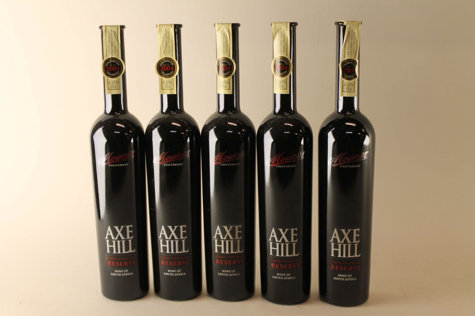 Axe Hill Cape Vintage Reserve 2004: Axe Hill Cape Vintage Reserve 2004 Calitzdorp, Western Cape Excellent level and appearance F 5 jennies - 50cl Per lot €110 - 150 Size jennies - 50cl Condition Excellen