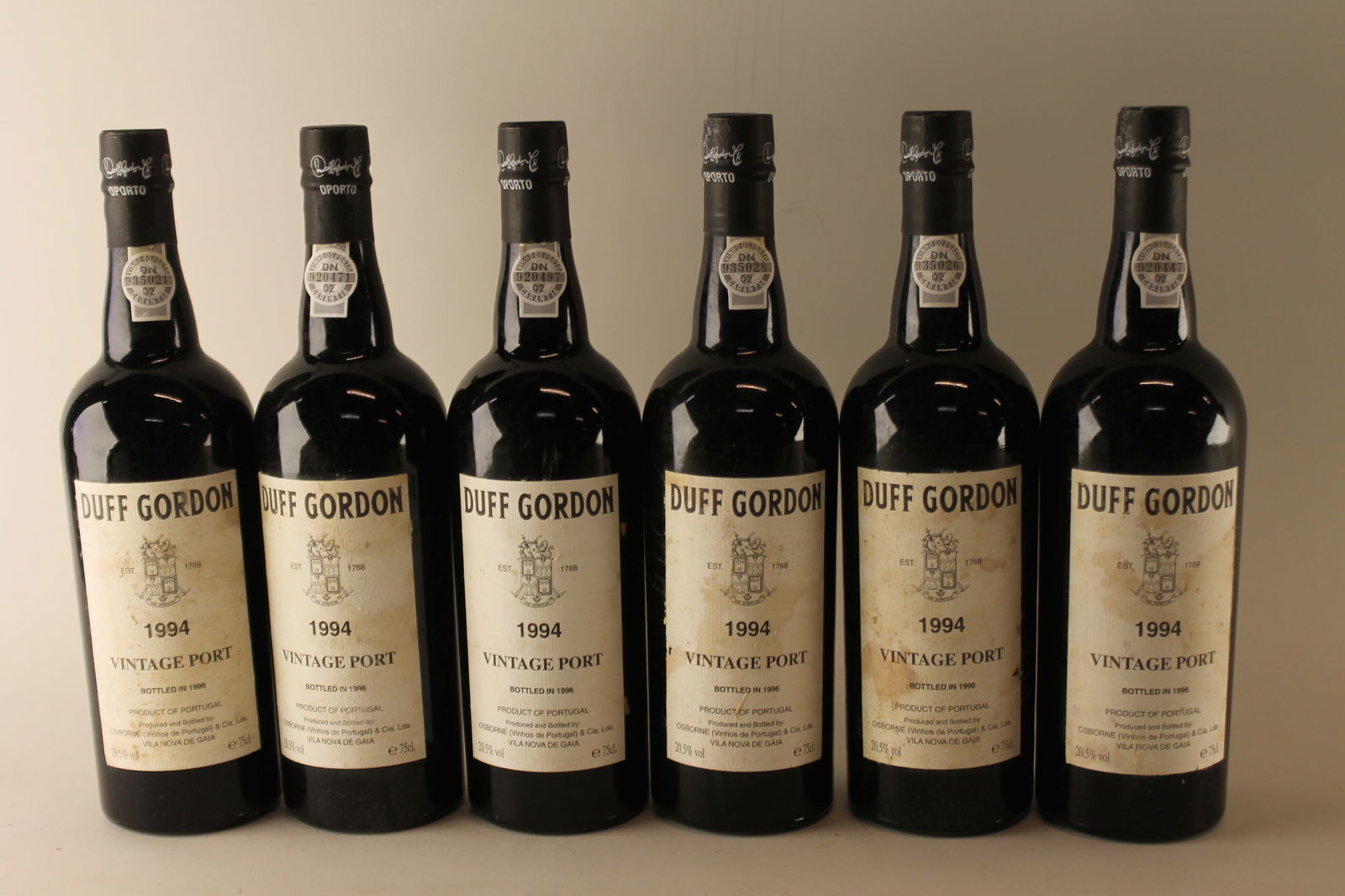 Duff Gordon Vintage Port 1994: Duff Gordon Vintage Port 1994 Bottled in 1996 U. 3.5cm BC, LSTL, 2SCL F 9 bottles Per lot €300 - 400SizebottlesConditionU. 3.5cm BC, LSTL, 2SCLExhibited(1OWC)