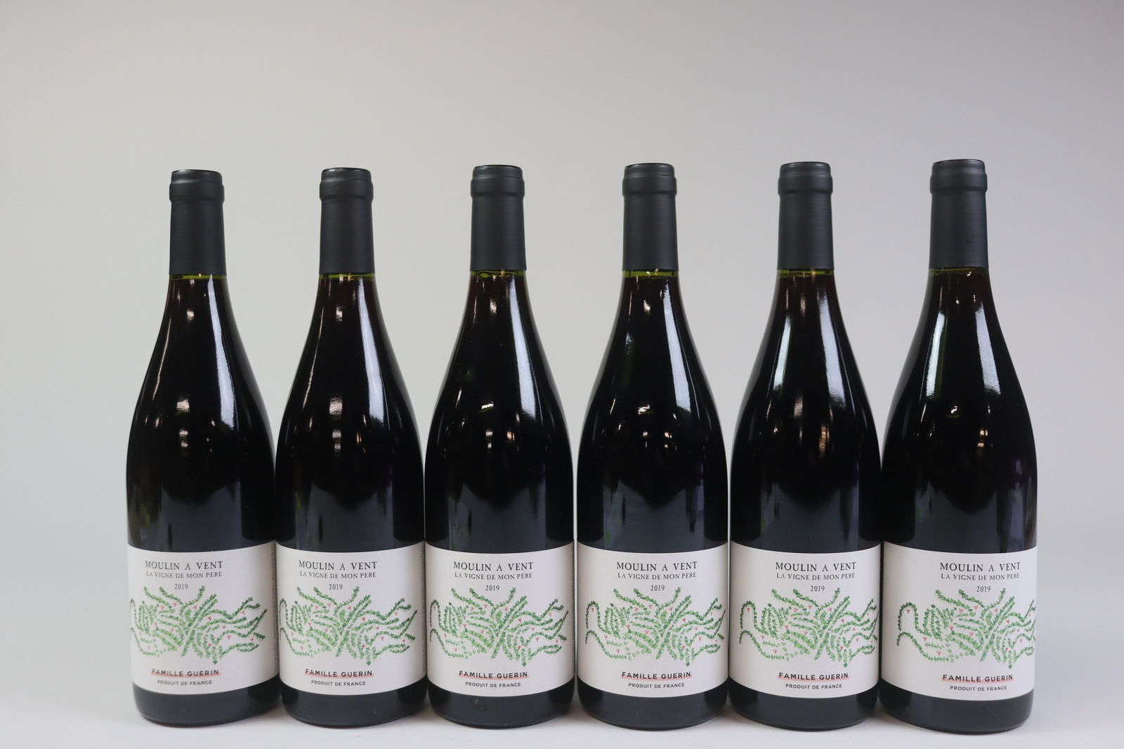 Mixed Lot Beaujolais 2019/2021: Moulin-à-Vent 'La Vigne de Mon Père' 2019 Elisa Guérin, Chénas Excellent level and appearance R 6 bottles Beaujolais-Villages 2021 Domaine Chapel, Régnié-Durette
