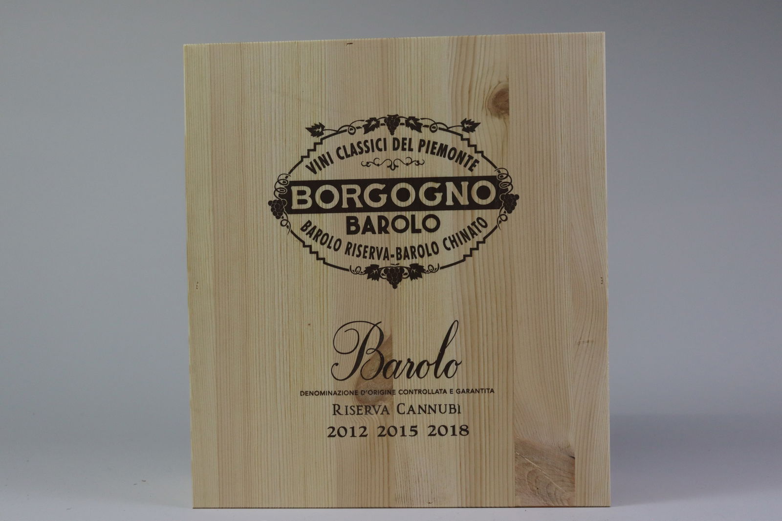 † Borgogno Caisse Cannubi Riserva Collection 2012/2015/2018: Barolo Riserva 'Cannubi' 2012 Giacomo Borgogno & Figli, Barolo Excellent level and appearance R 1 bottle Barolo Riserva 'Cannubi' 2015 Giacomo Borgogno & Figli, Barolo Excellent level and appear