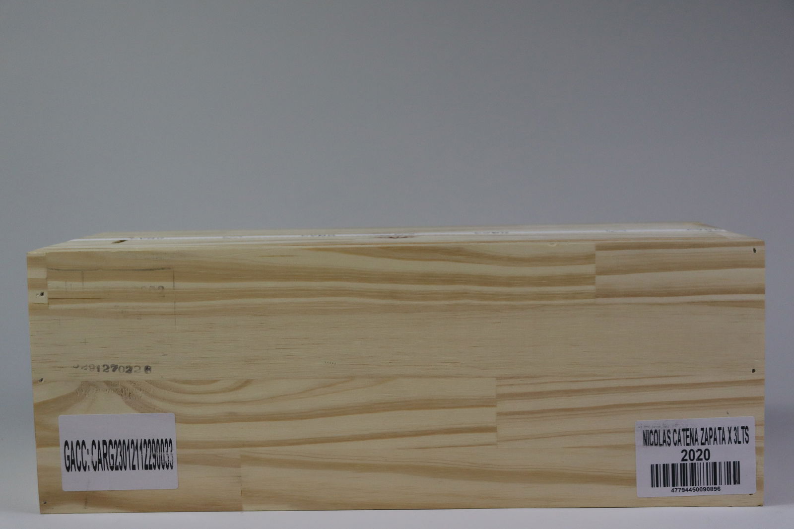 † 'Nicolas Catena Zapata' 2020: Nicolas Catena Zapata' 2020 Catena Zapata, Mendoza Excellent level and appearance R 1 double magnum - 3ltr Per lot €160 - 240 Size double magnum - 3ltr Condition Excel