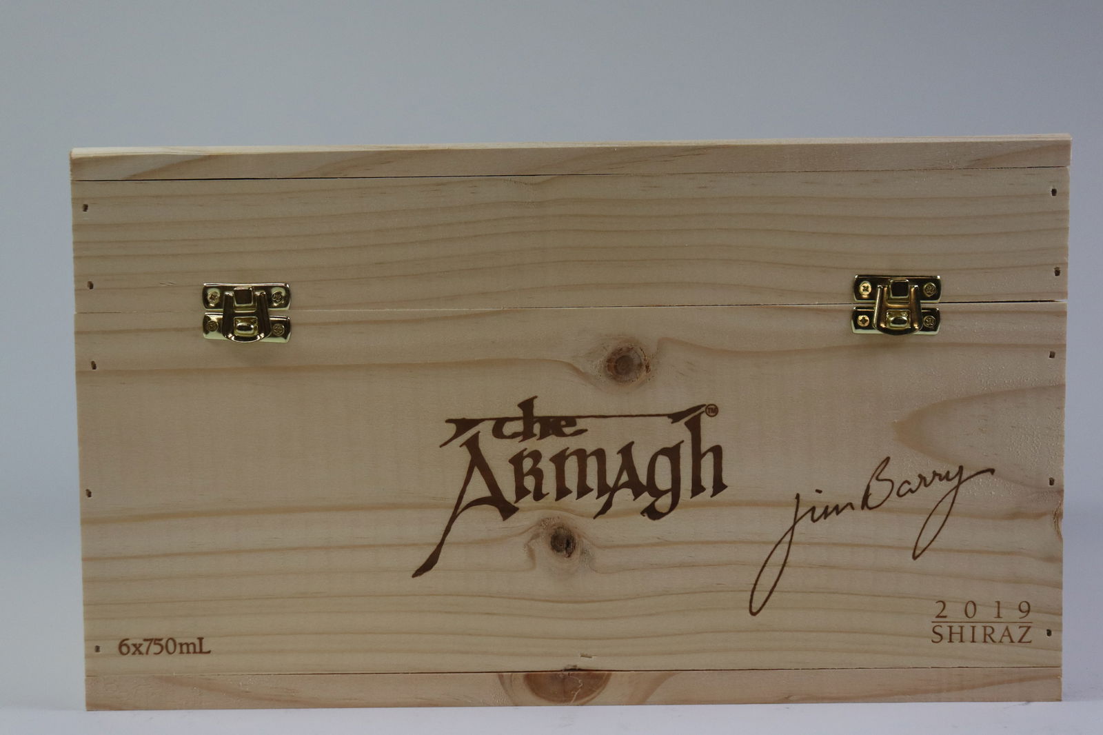 † Shiraz 'Armagh' 2019: Shiraz 'Armagh' 2019 Jim Barry, Barossa Valley Excellent level and appearance R 6 bottles Per lot €550 - 750SizebottlesConditionExcellent level and appearanceProvenance† - Please note