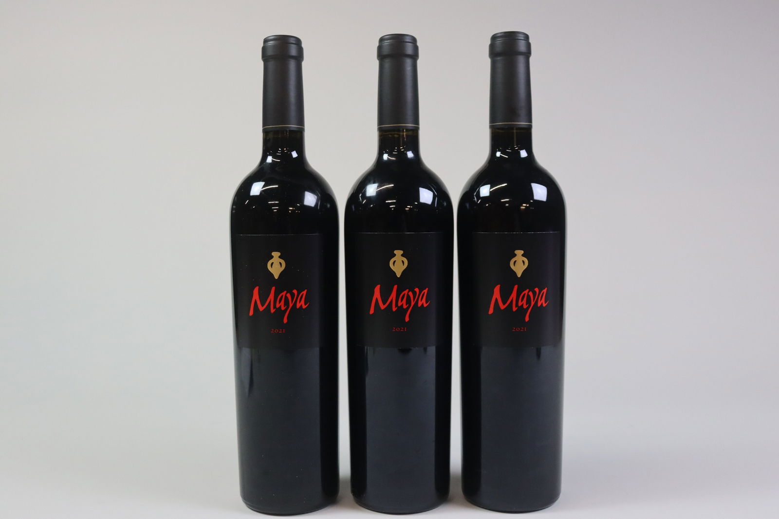 † Maya 2021 (1 of 1)